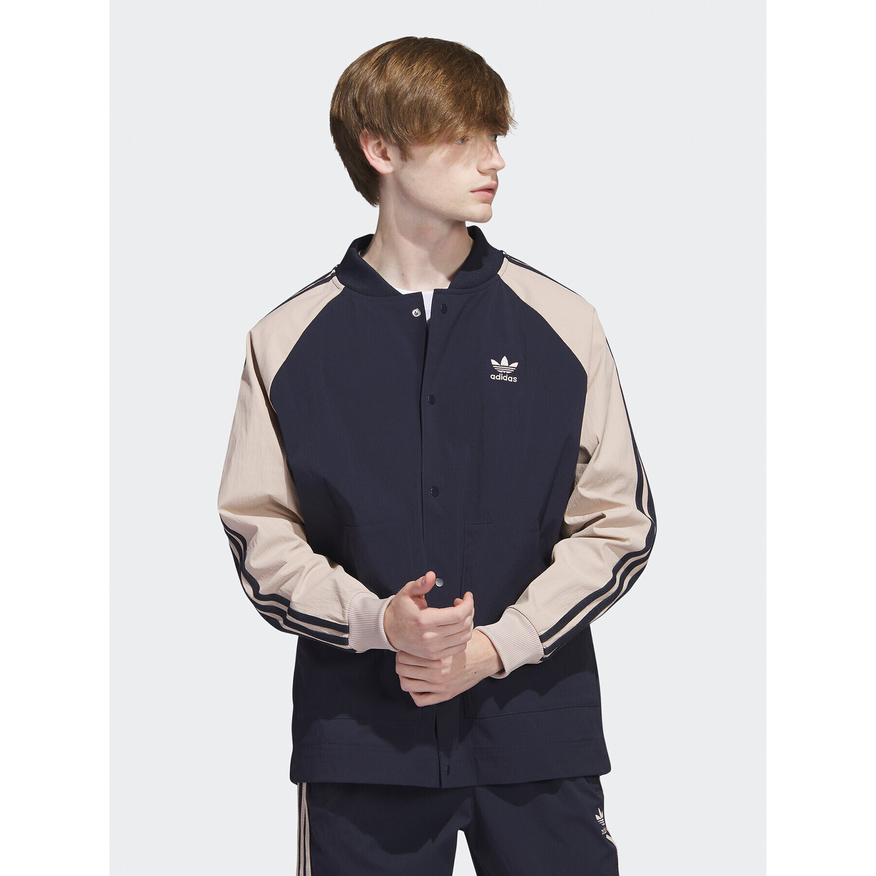 adidas Суитшърт SST Woven Jacket IC5543 Син Regular Fit - Pepit.bg