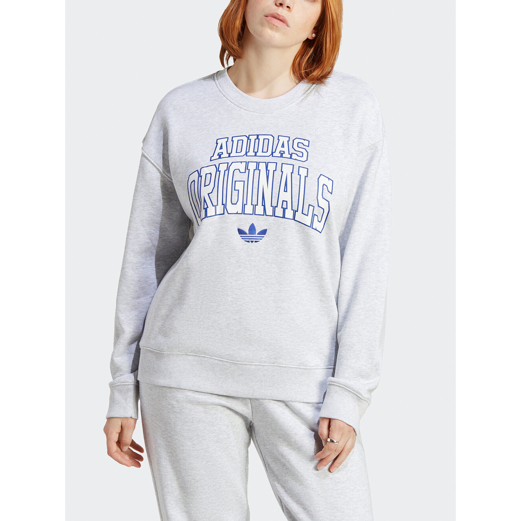 adidas Суитшърт Sweatshirt IC6003 Сив Regular Fit - Pepit.bg