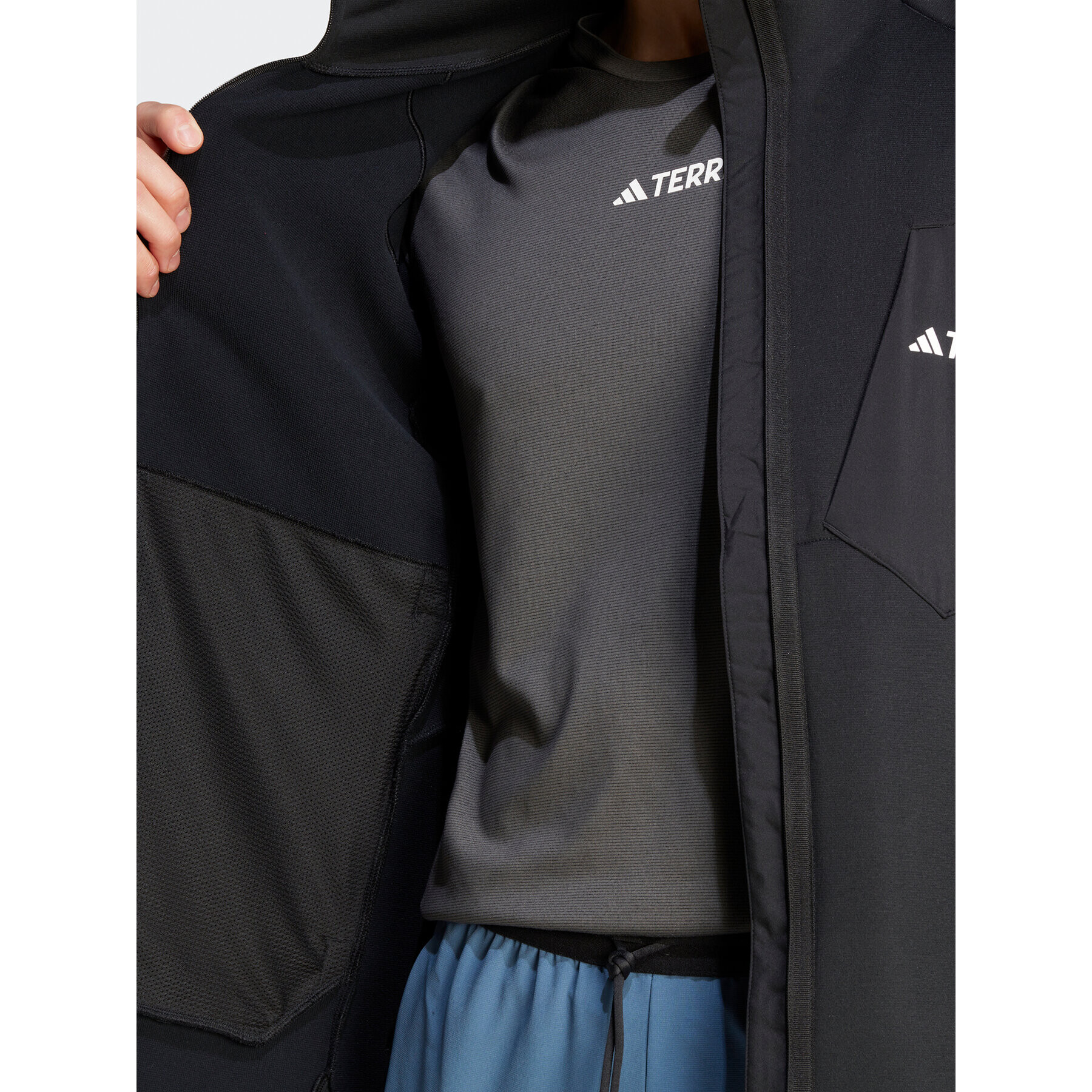 adidas Суитшърт Terrex Xperior IB1839 Жълт Slim Fit - Pepit.bg