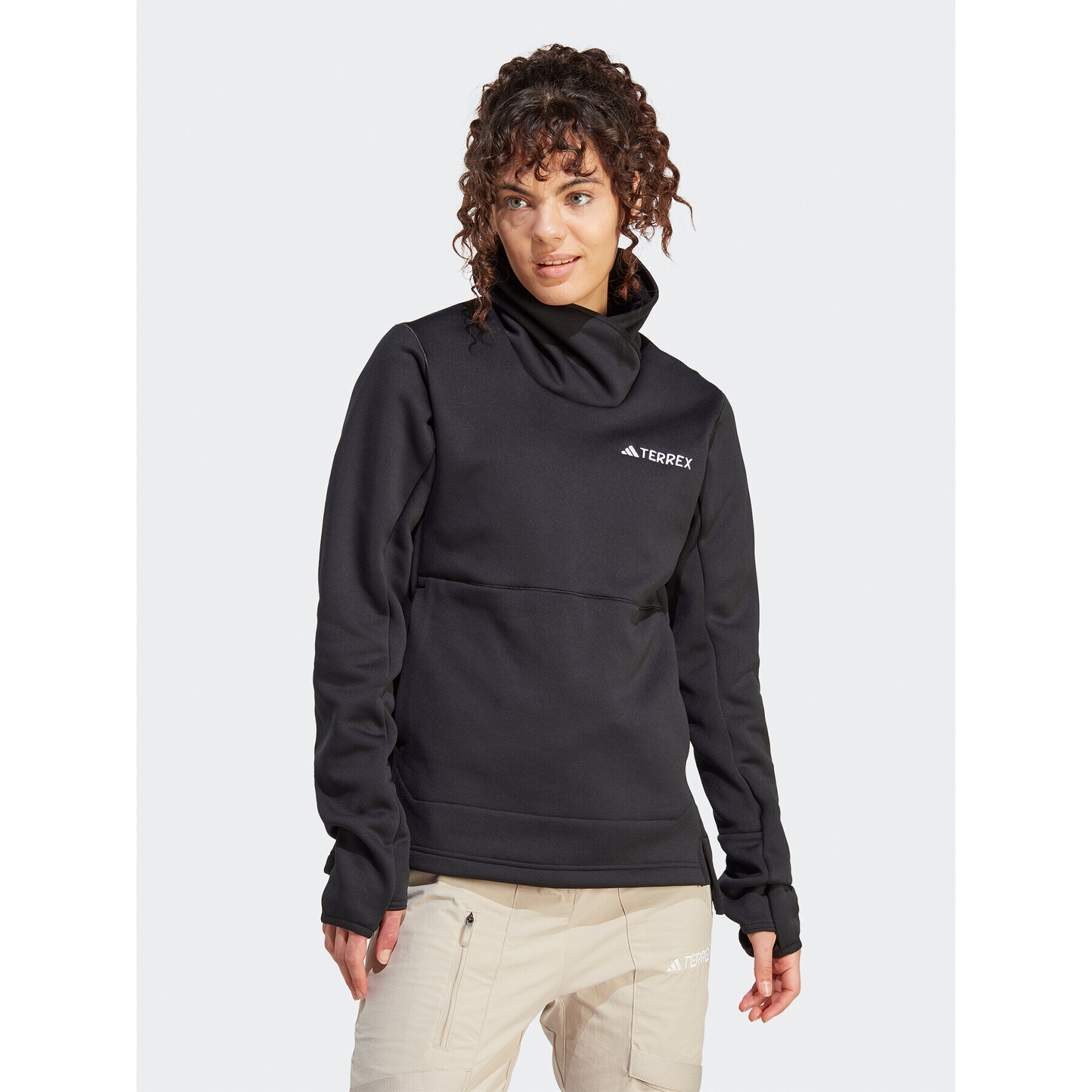 adidas Суитшърт Terrex Xperior IB4168 Черен Slim Fit - Pepit.bg