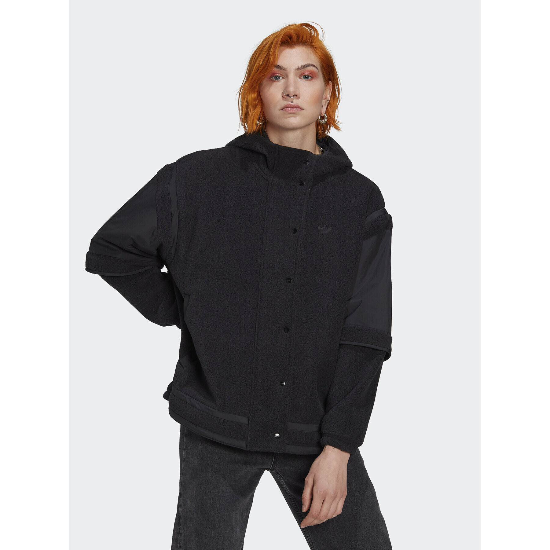 adidas Суитшърт Track HM1550 Черен Relaxed Fit - Pepit.bg