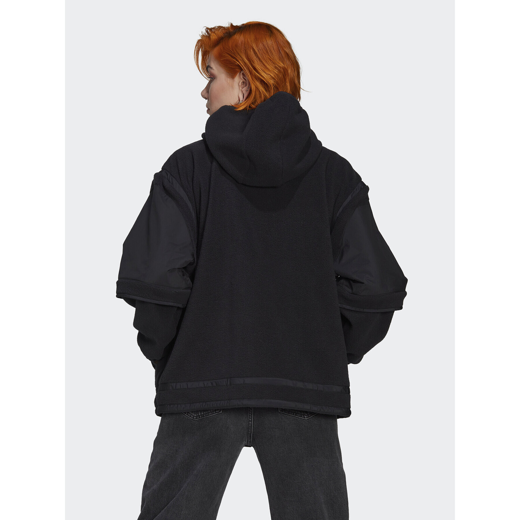adidas Суитшърт Track HM1550 Черен Relaxed Fit - Pepit.bg