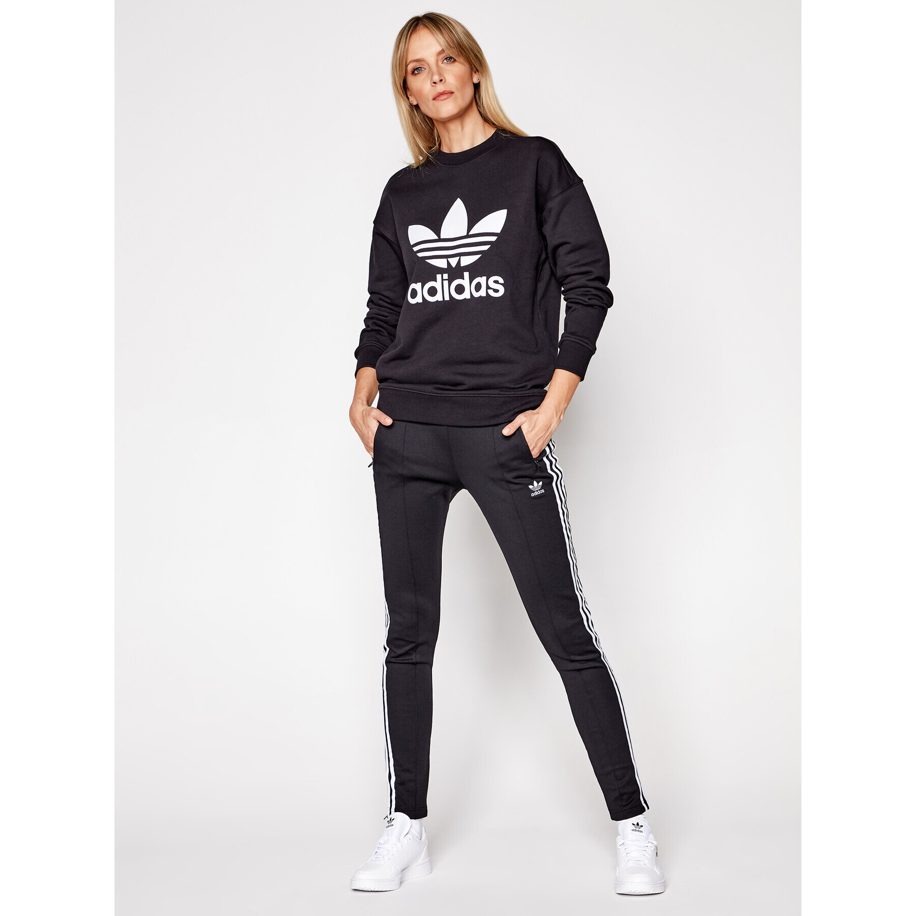 adidas Суитшърт Trefoil Crew FM3272 Черен Regular Fit - Pepit.bg