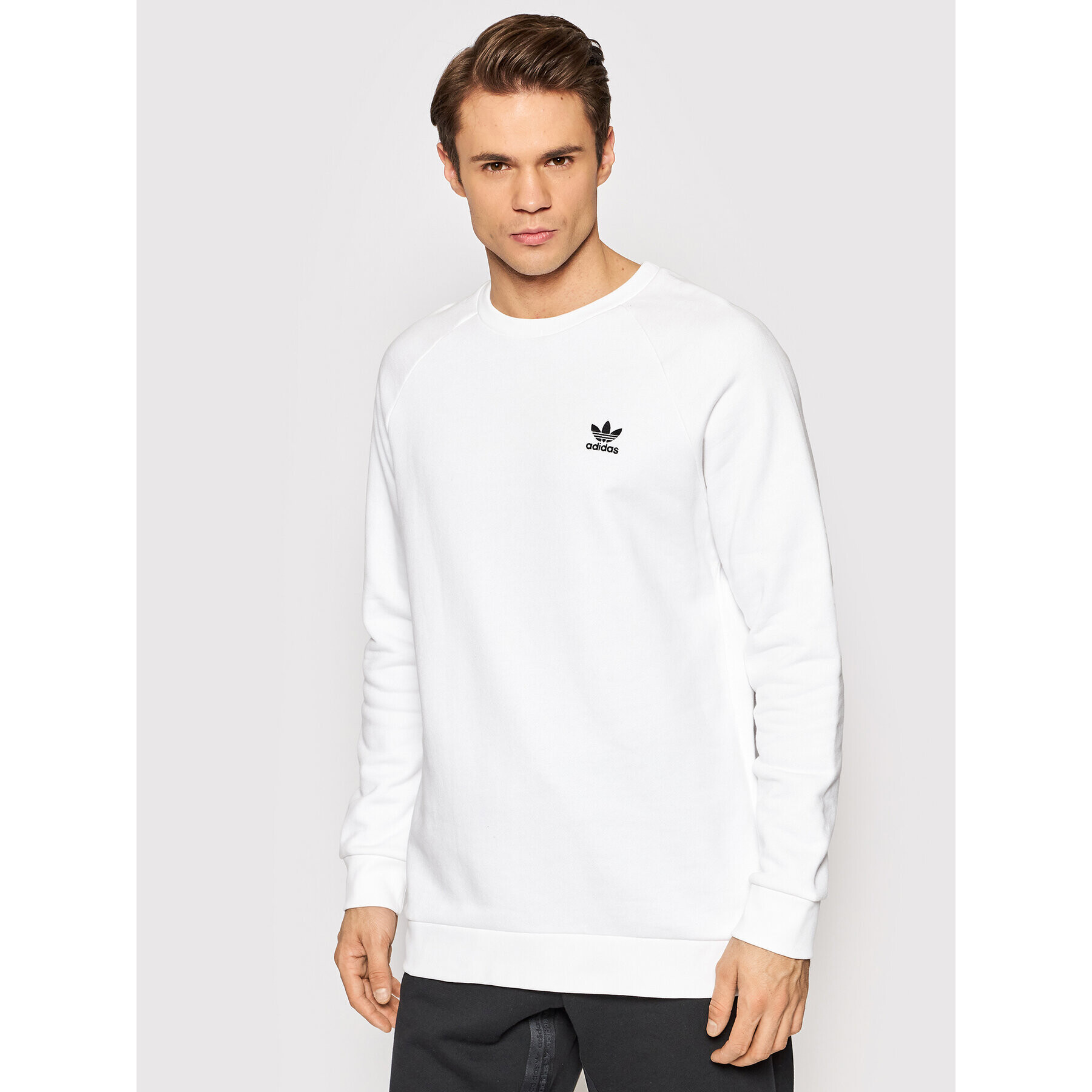 adidas Суитшърт Trefoil Essential ED6208 Бял Regular Fit - Pepit.bg