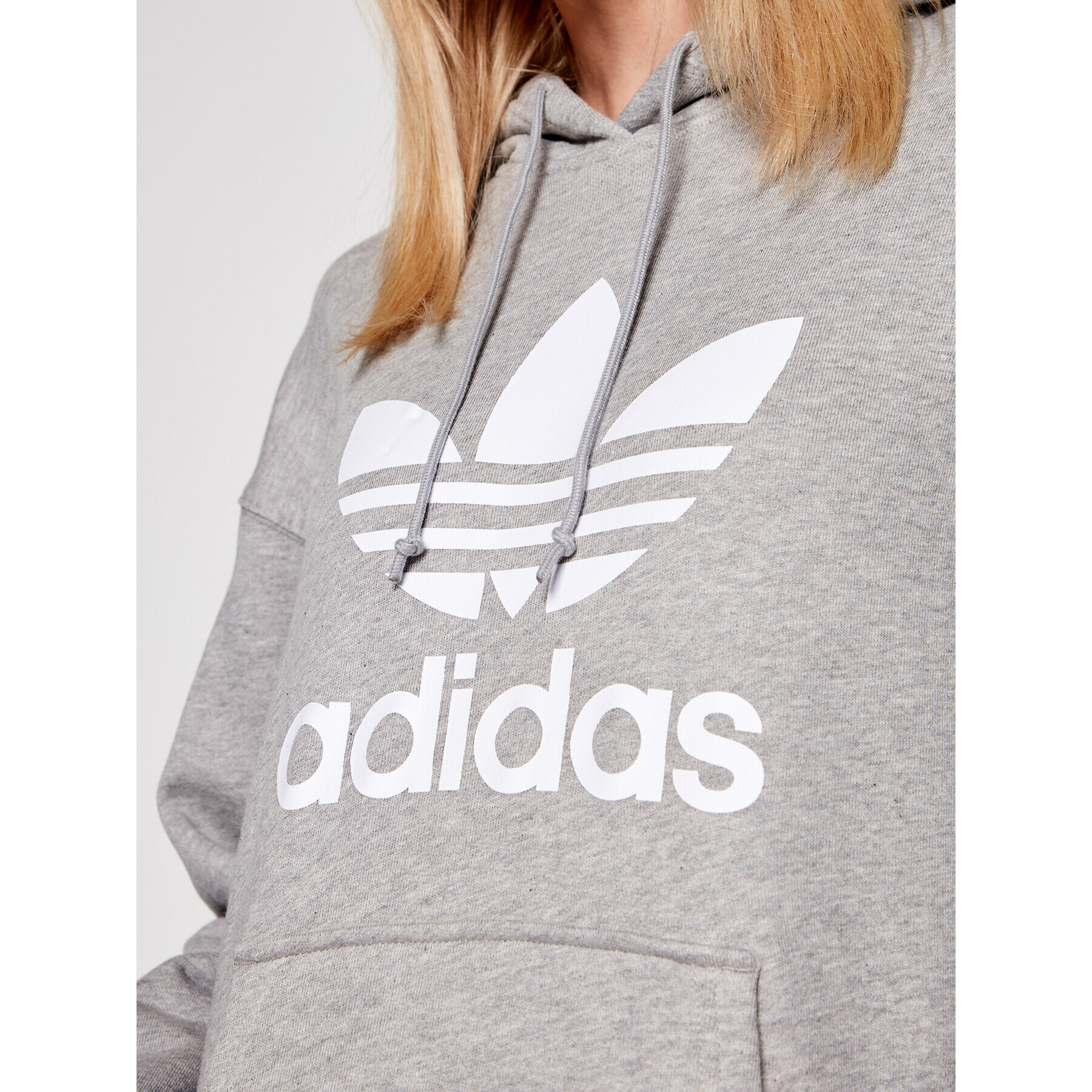 adidas Суитшърт Trefoil FM3304 Сив Regular Fit - Pepit.bg