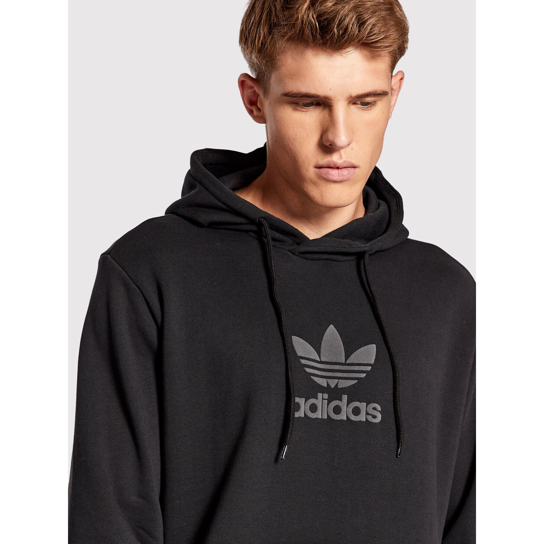 adidas Суитшърт Trefoil Series Street HS8895 Черен Relaxed Fit - Pepit.bg