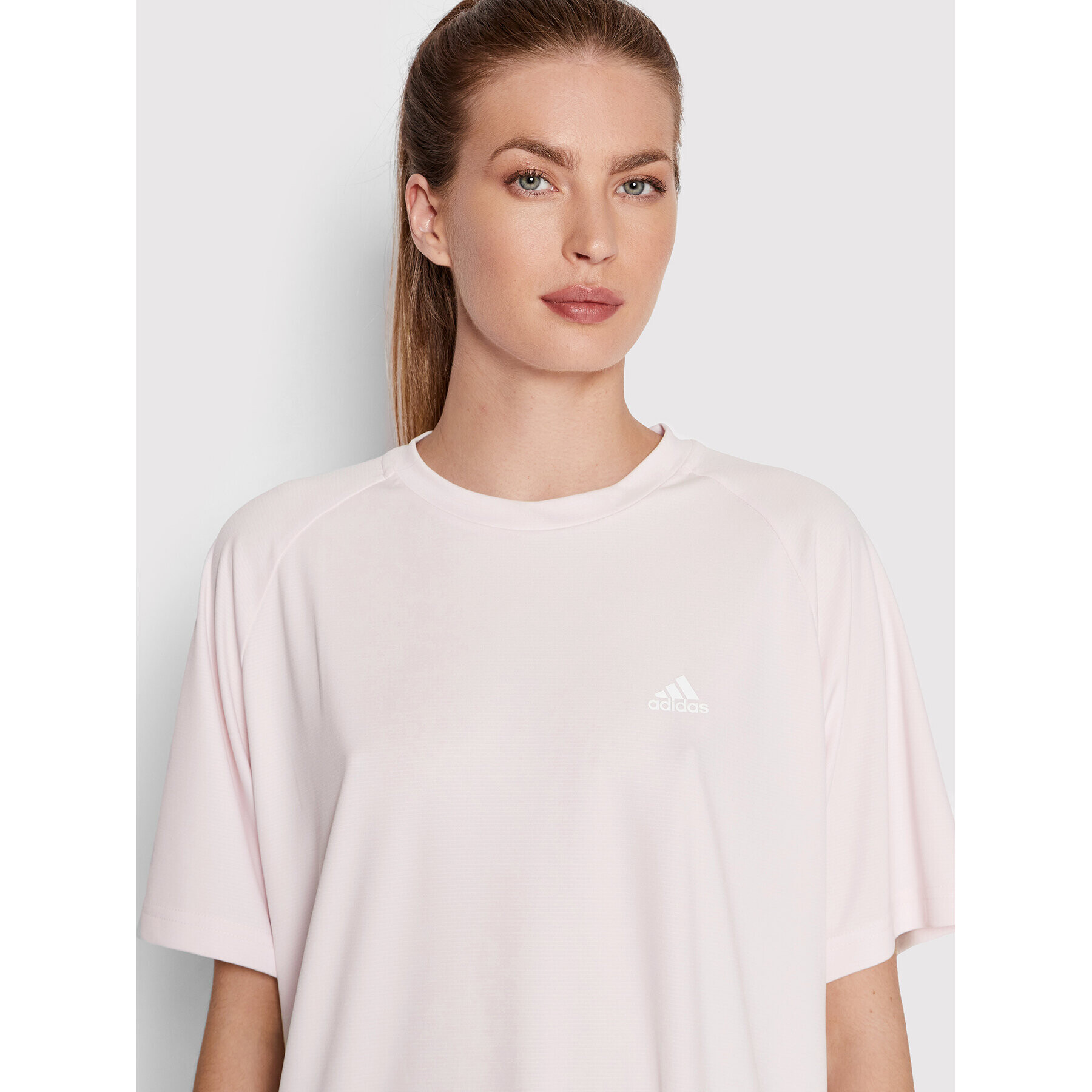 adidas Тениска от техническо трико Designed To Move Studio Boyfriend HD6775 Розов Loose Fit - Pepit.bg