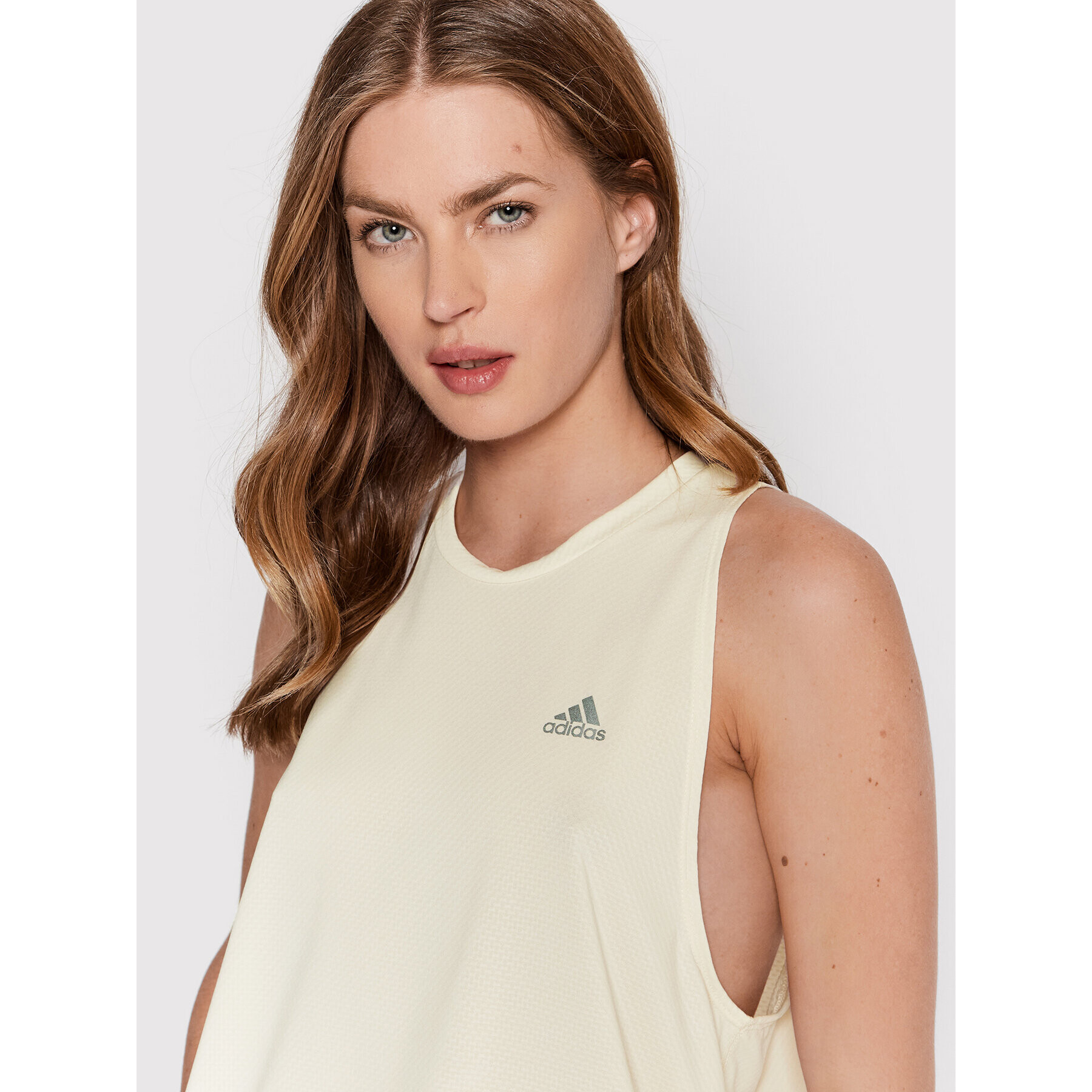 adidas Тениска от техническо трико Run Icons HB9352 Бежов Regular Fit - Pepit.bg