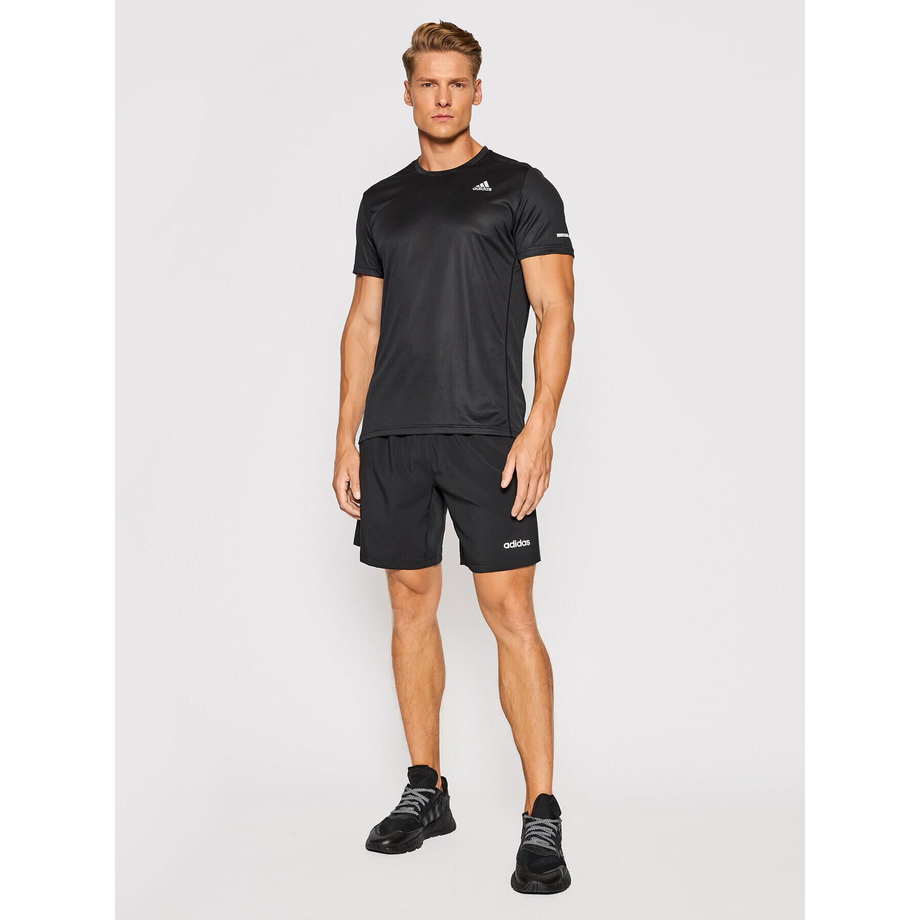 adidas Performance Тениска от техническо трико Run It FL6972 Черен Regular Fit - Pepit.bg