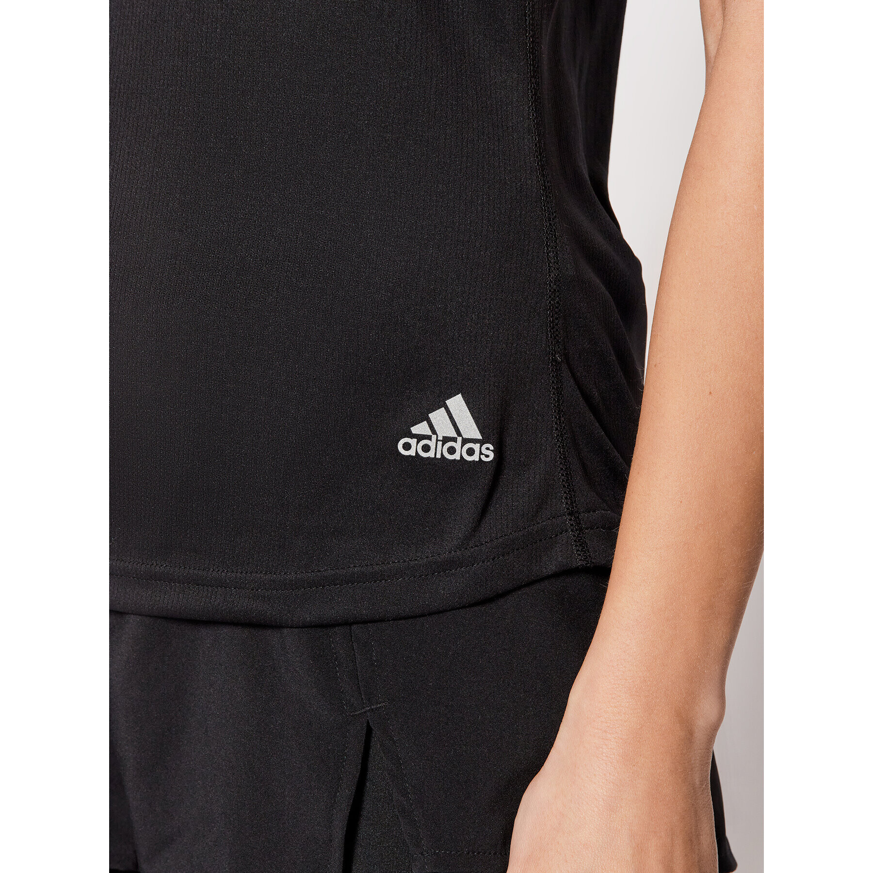 adidas Тениска от техническо трико Run It FL7802 Черен Regular Fit - Pepit.bg