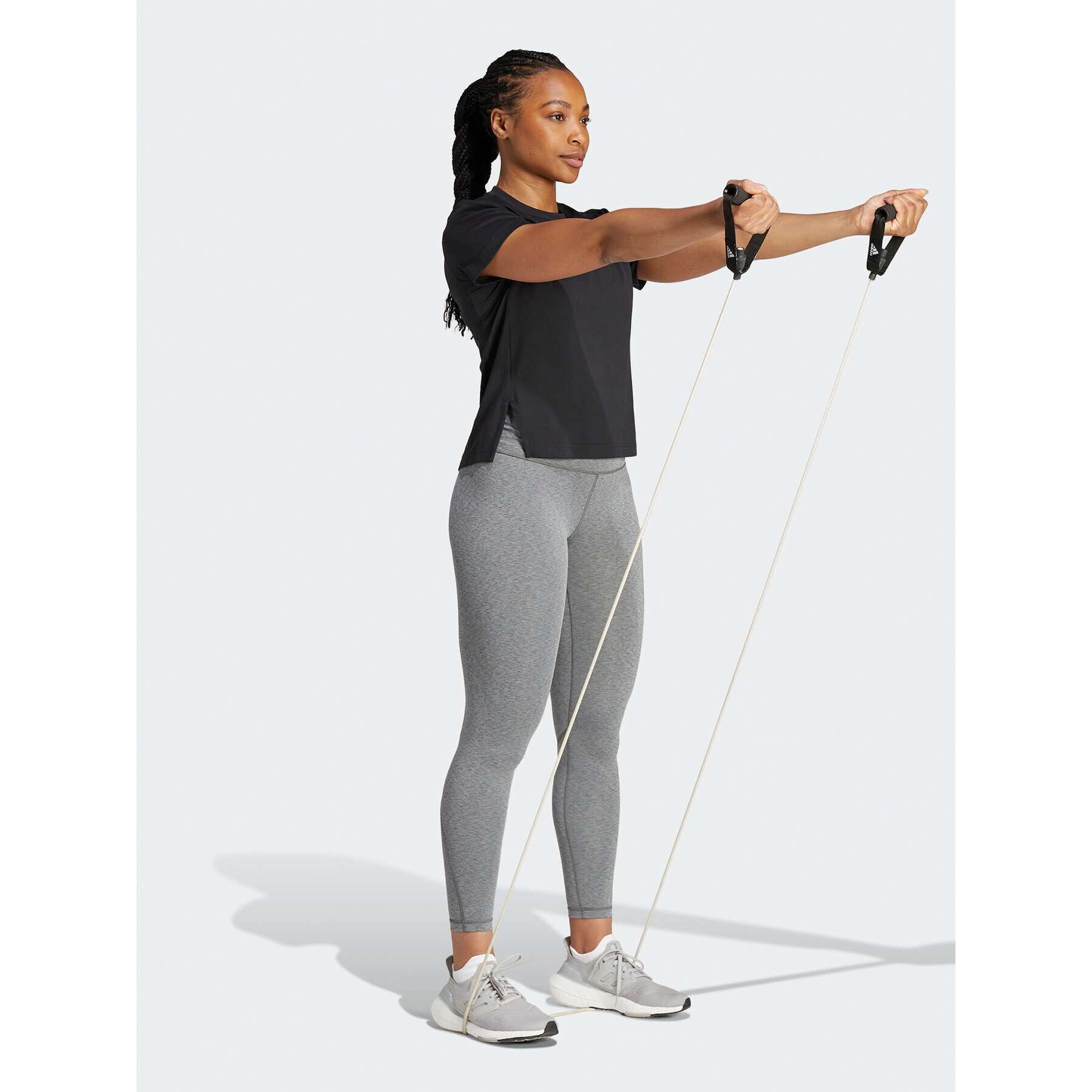 adidas Тениска от техническо трико Versatile IA7748 Черен Regular Fit - Pepit.bg