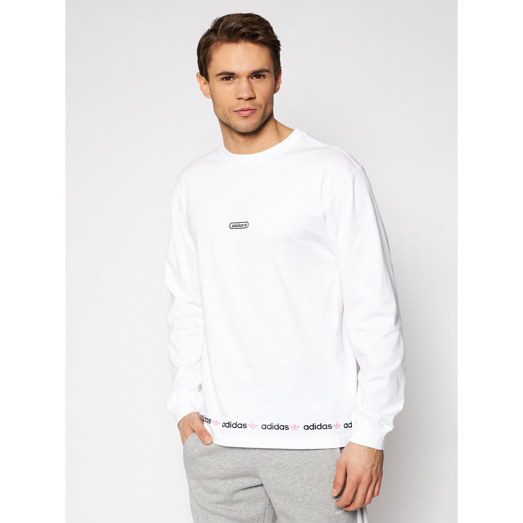 adidas Тениска с дълъг ръкав Linear Repeat GN3880 Бял Regular Fit - Pepit.bg