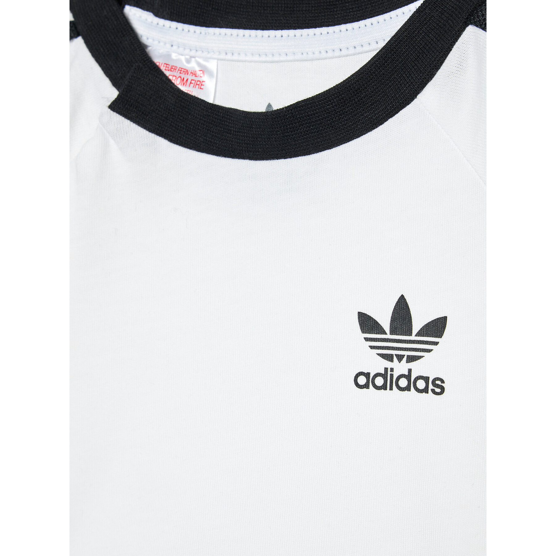 adidas Тишърт 3-Stripes DV2824 Бял Regular Fit - Pepit.bg