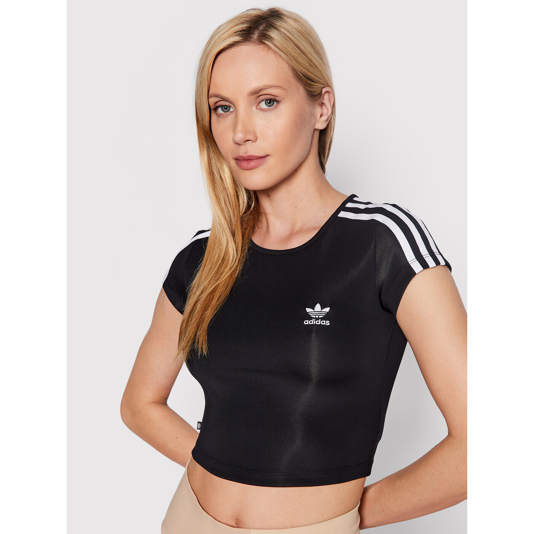 adidas Тишърт adicolor Classics 3-Stripes HM4710 Черен Slim Fit - Pepit.bg