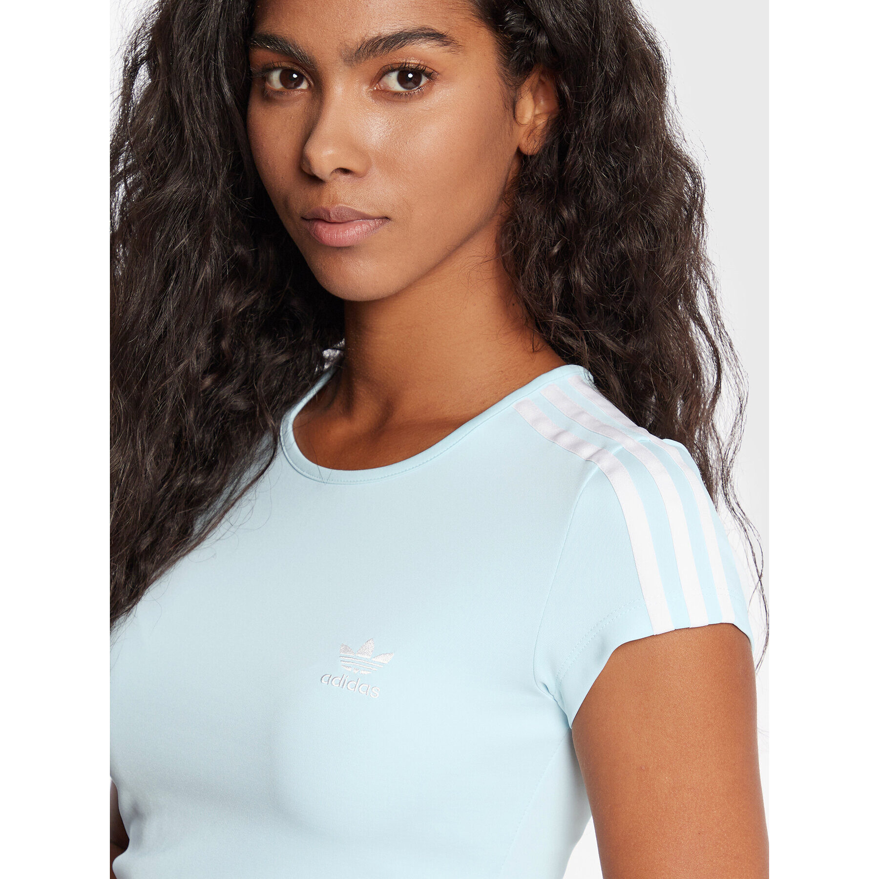 adidas Тишърт adicolor Classics 3-Stripes HM4711 Син Tight Fit - Pepit.bg