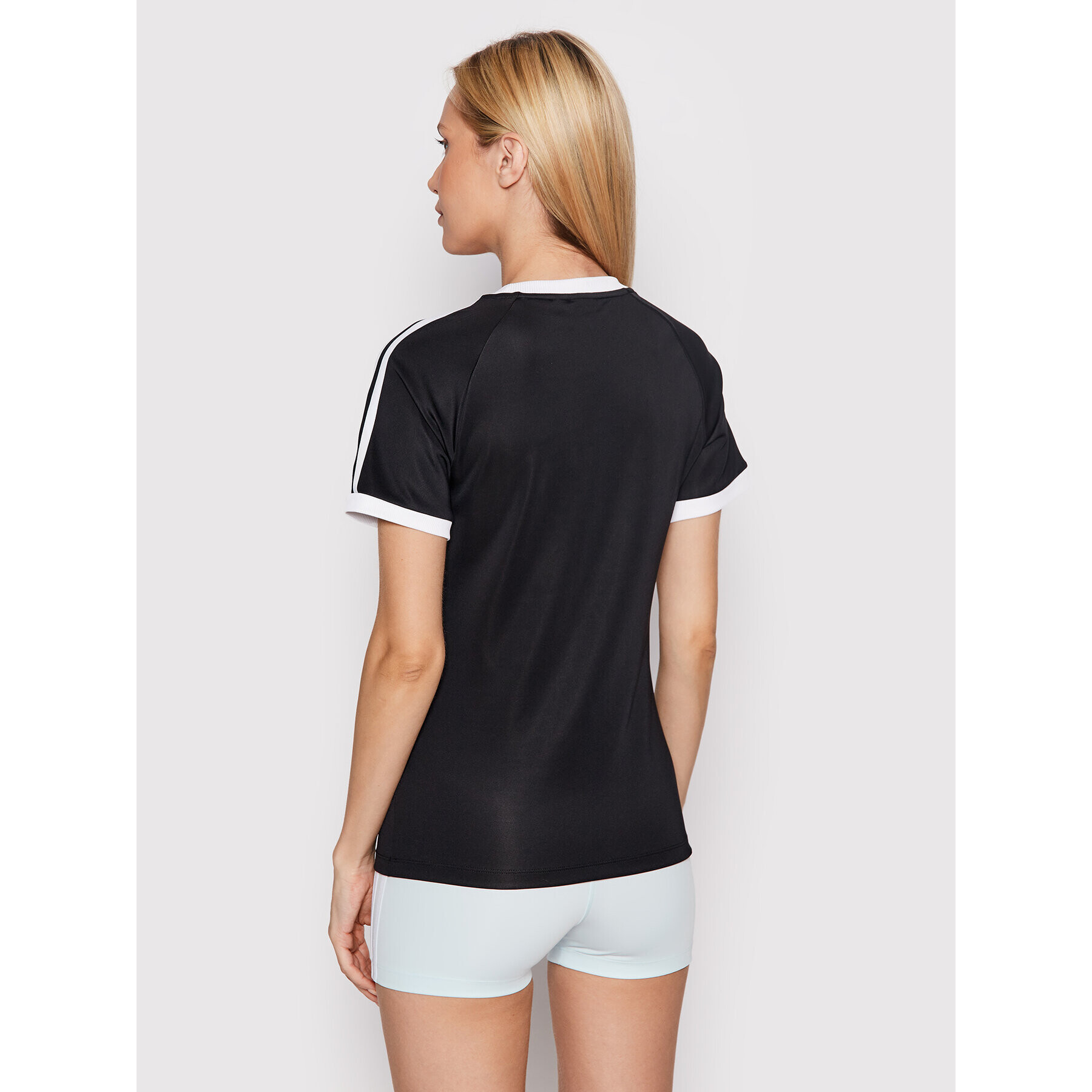 adidas Тишърт adicolor Classics 3-Stripes HM6411 Черен Slim Fit - Pepit.bg