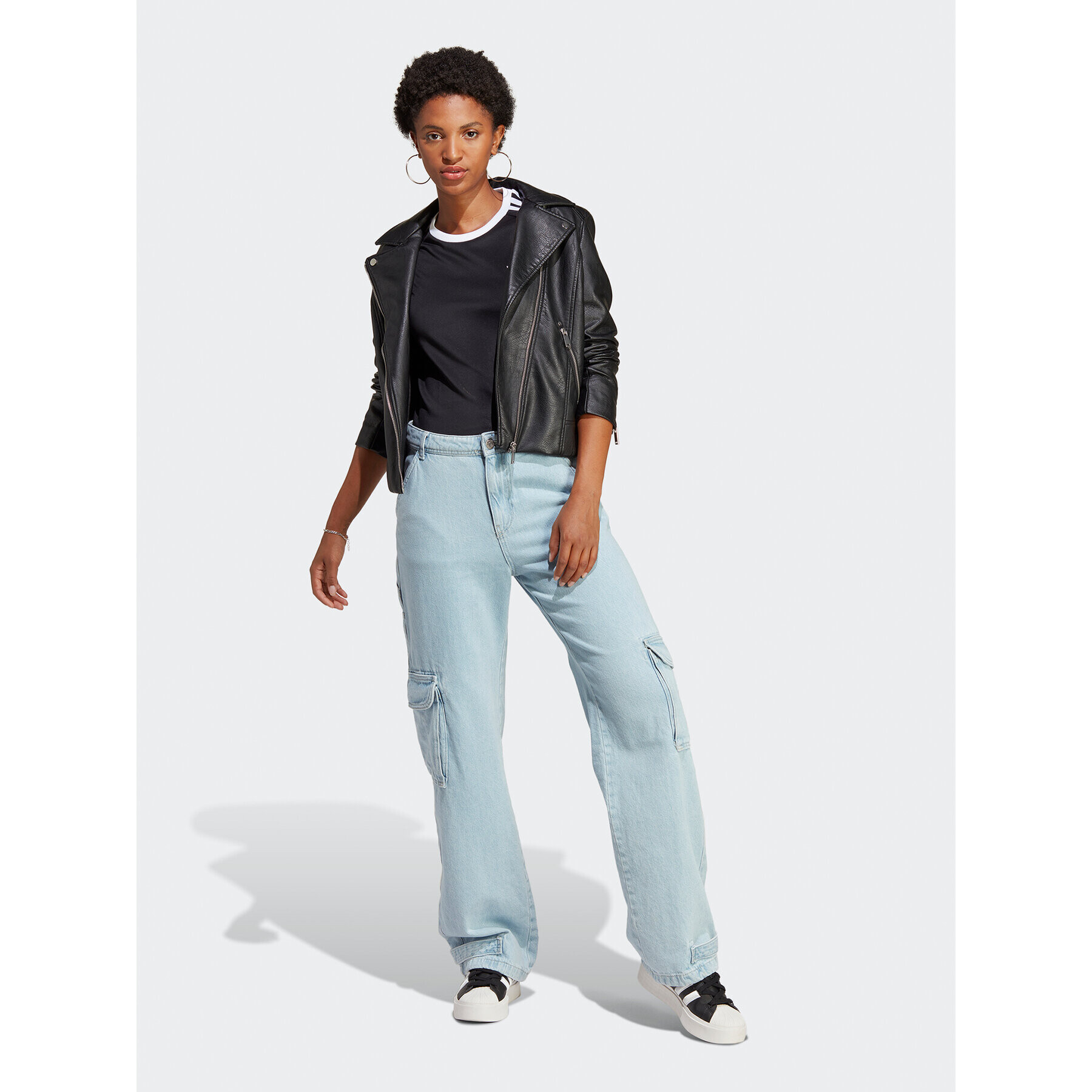adidas Тишърт adicolor Classics 3-Stripes IB7438 Черен Slim Fit - Pepit.bg