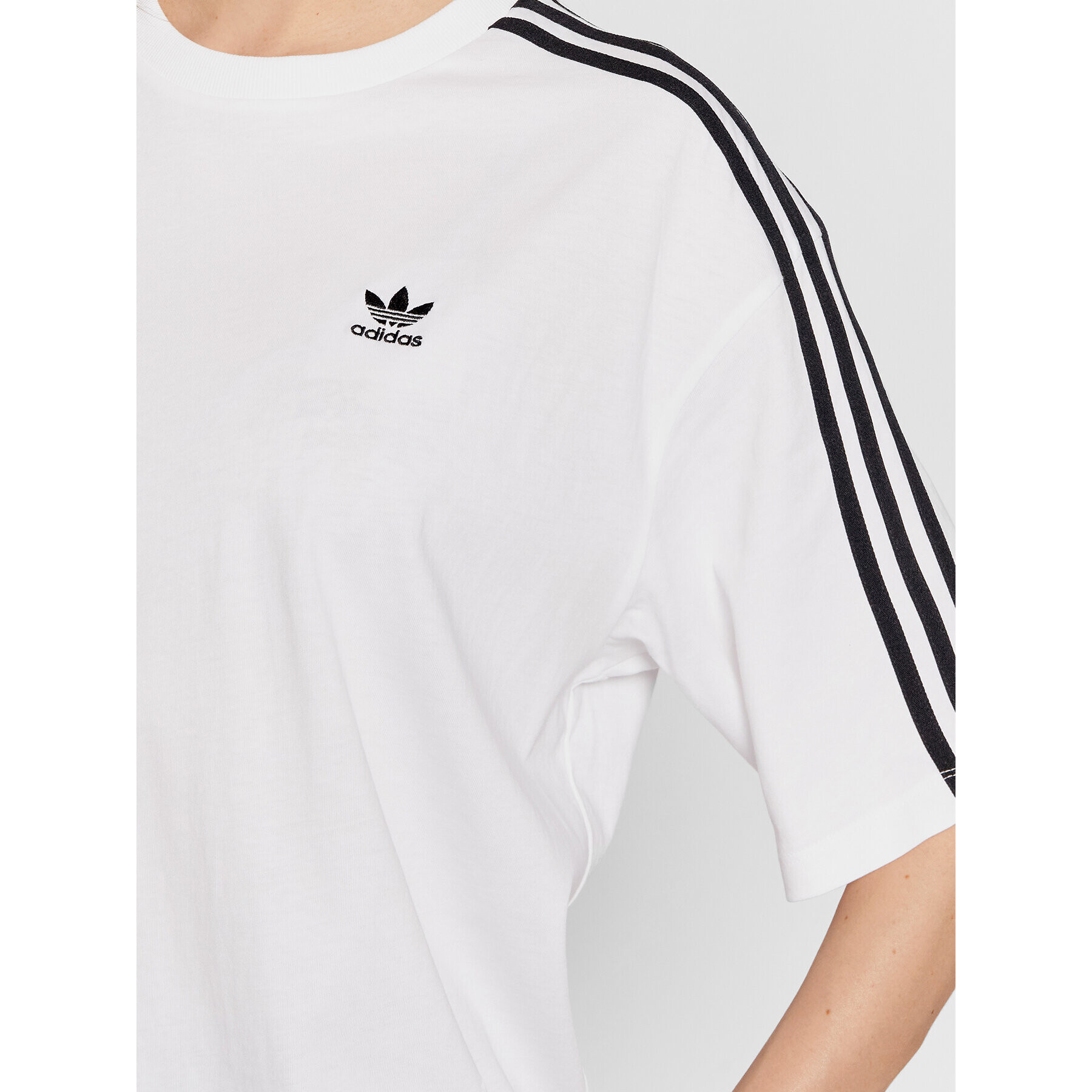 adidas Тишърт adicolor Classics H37796 Бял Oversize - Pepit.bg