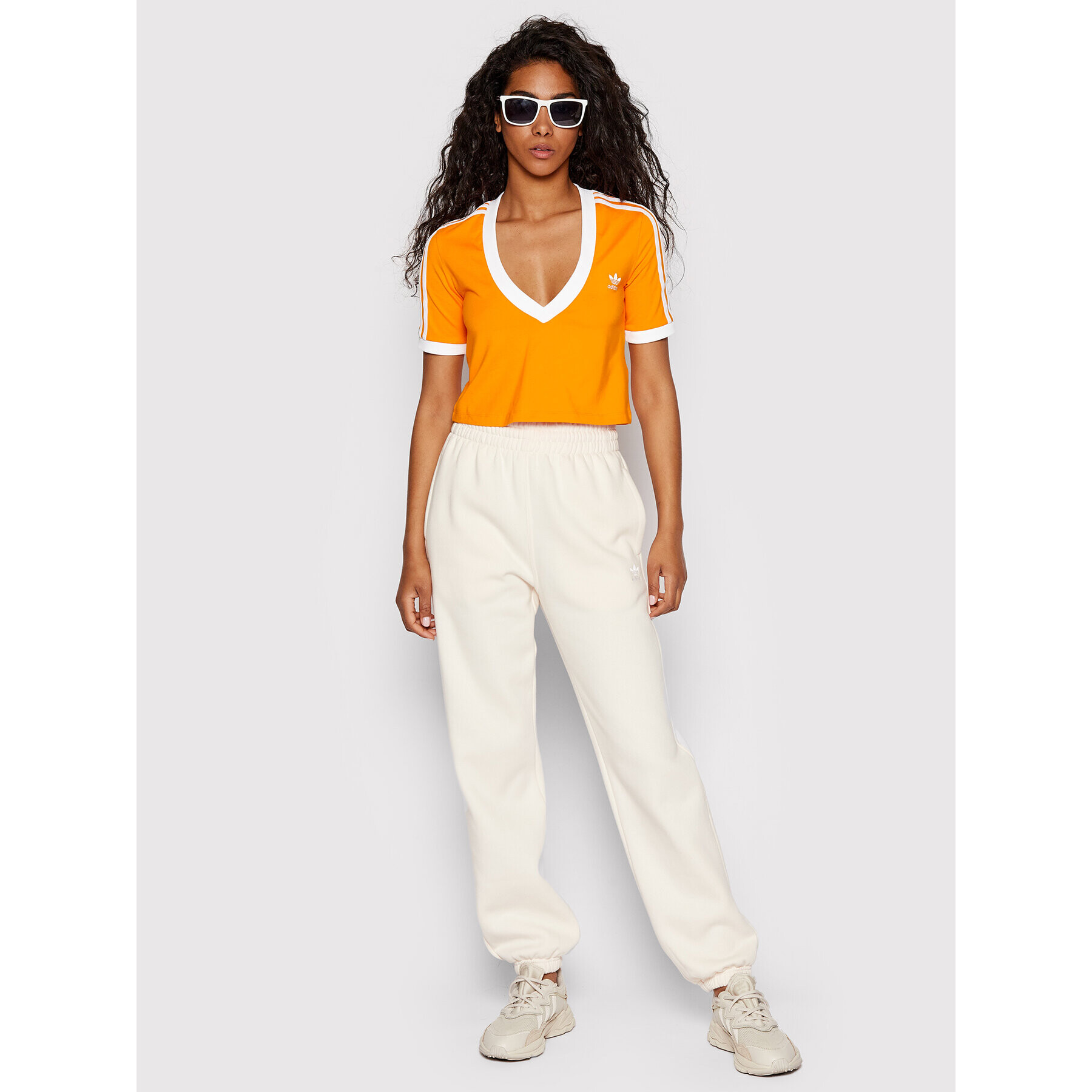 adidas Тишърт adicolor Classics HC2029 Оранжев Slim Fit - Pepit.bg