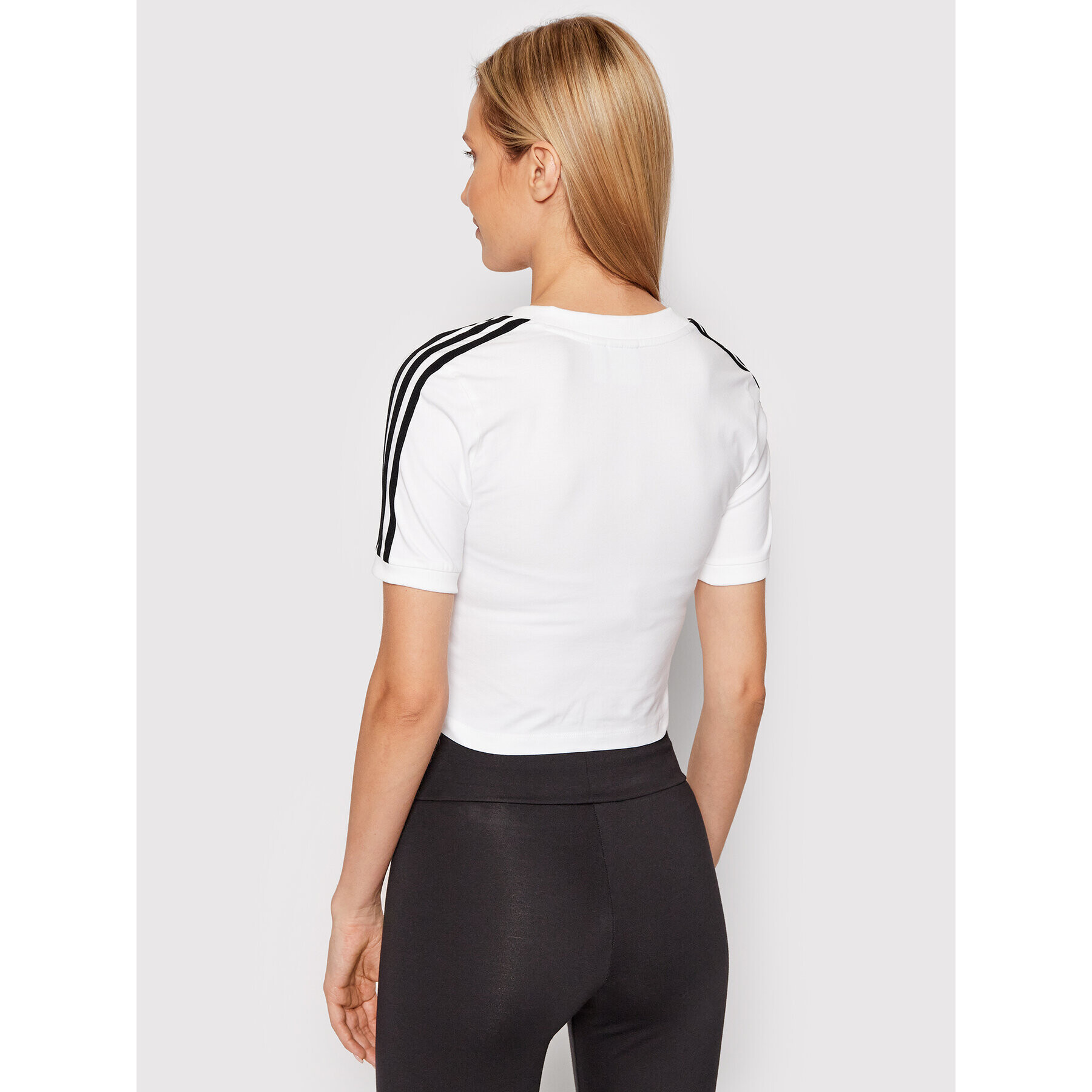 adidas Тишърт adicolor Classics HC2036 Бял Slim Fit - Pepit.bg