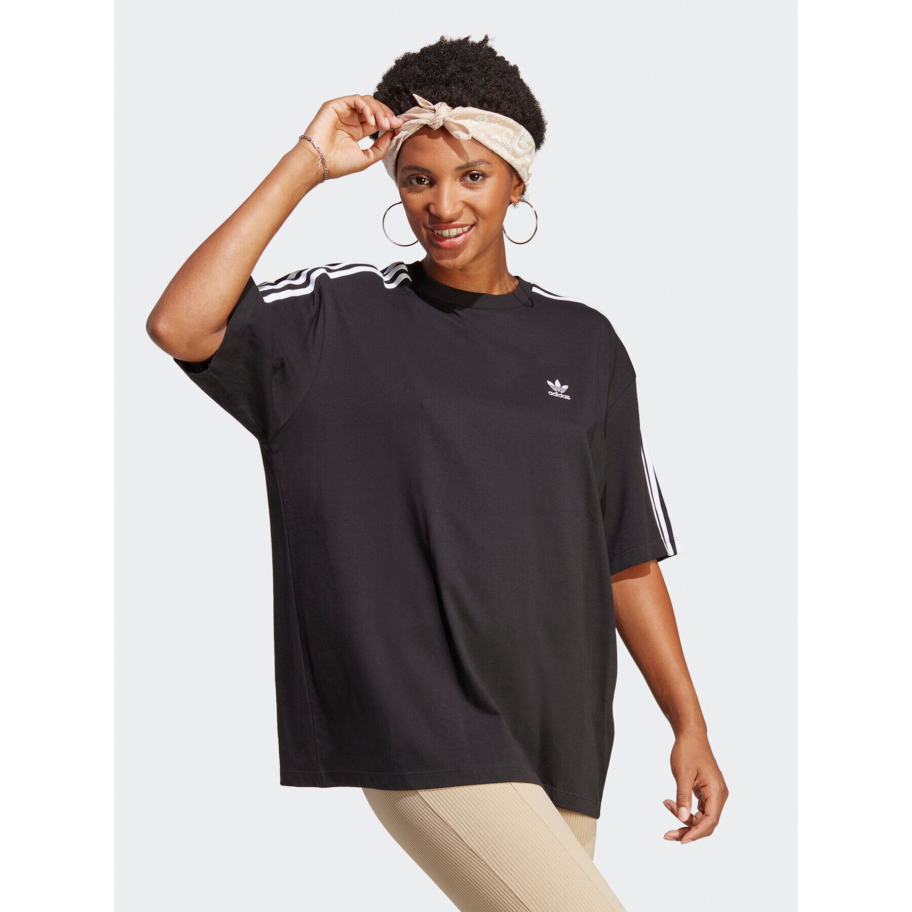 adidas Тишърт adicolor Classics IB7449 Черен Relaxed Fit - Pepit.bg
