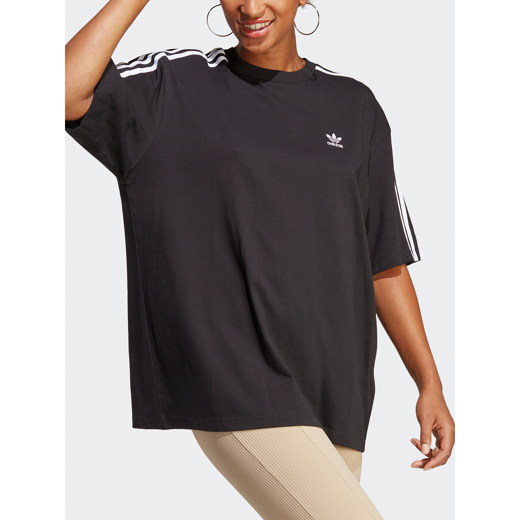 adidas Тишърт adicolor Classics IB7449 Черен Relaxed Fit - Pepit.bg