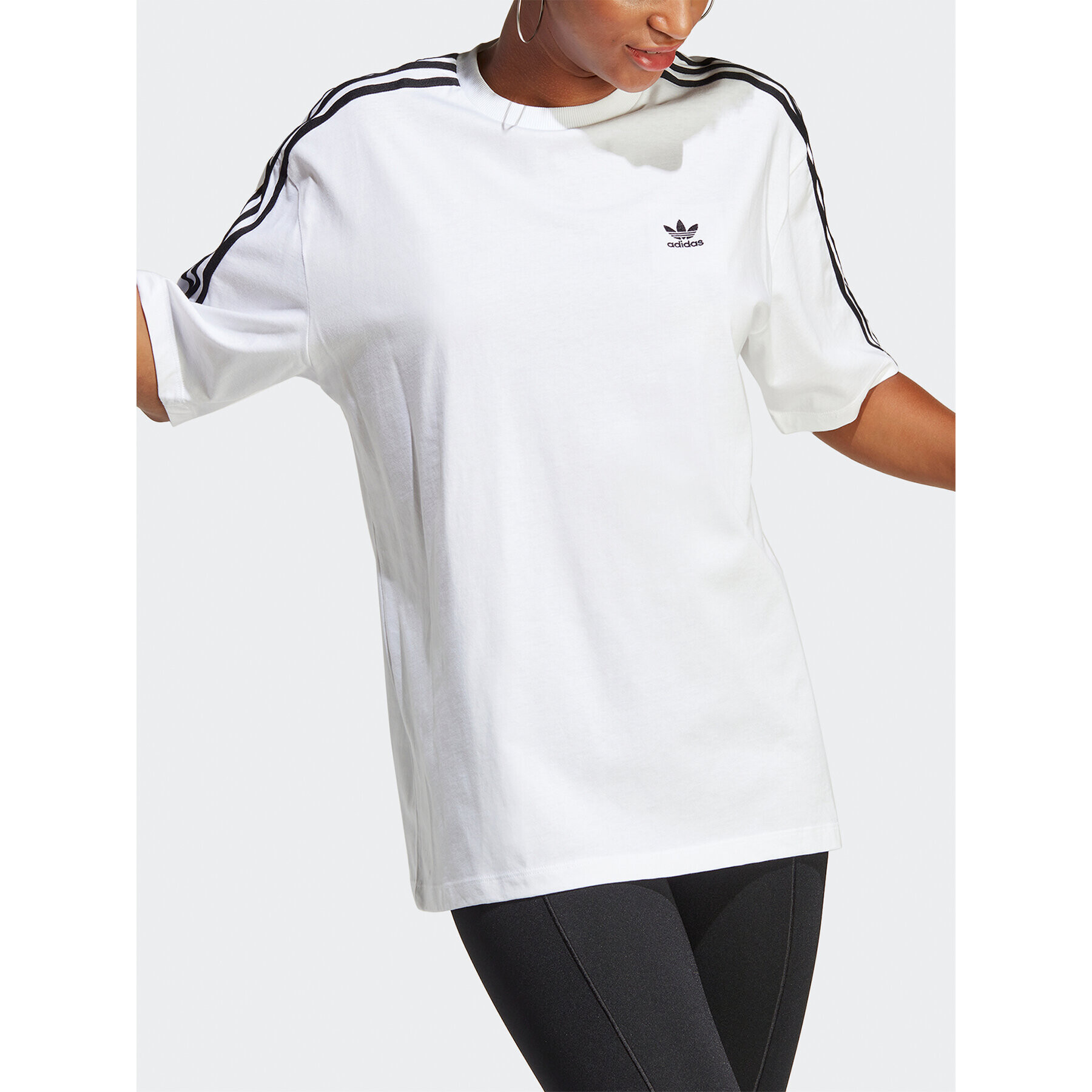 adidas Тишърт Adicolor Classics Oversized T-Shirt IB7451 Бял Relaxed Fit - Pepit.bg