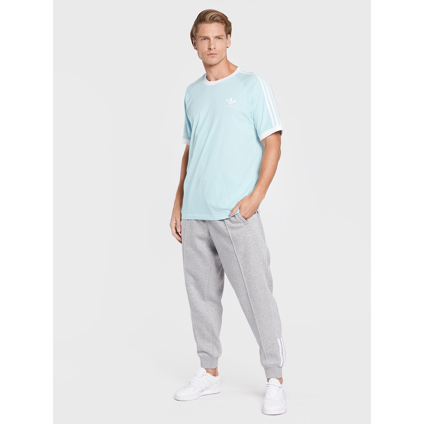 adidas Тишърт adicolor Classics Trace HM4914 Син Slim Fit - Pepit.bg