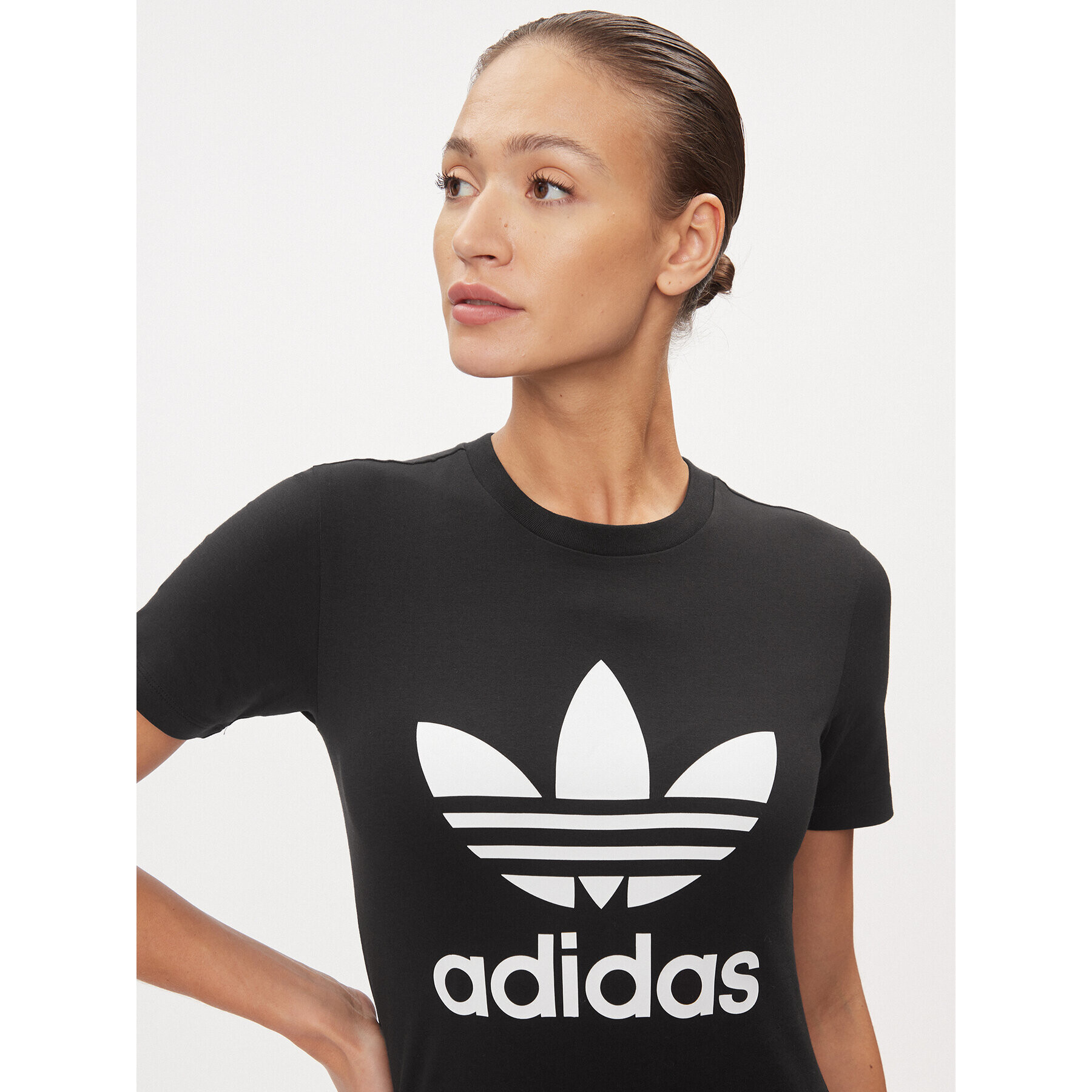 adidas Тишърт adicolor Classics Trefoil GN2896 Черен Standard Fit - Pepit.bg