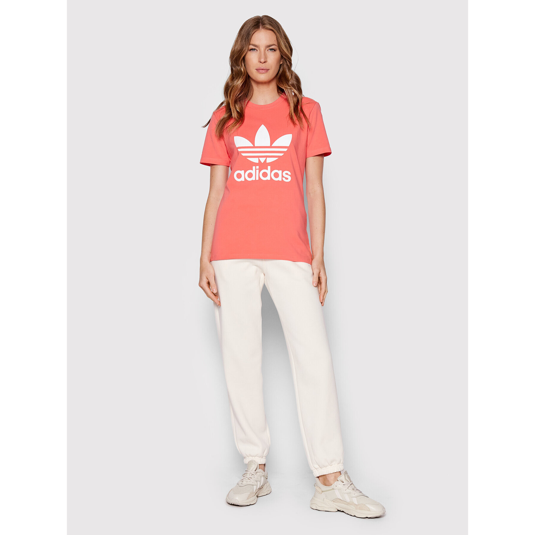adidas Тишърт adicolor Classics Trefoil HE6871 Оранжев Regular Fit - Pepit.bg