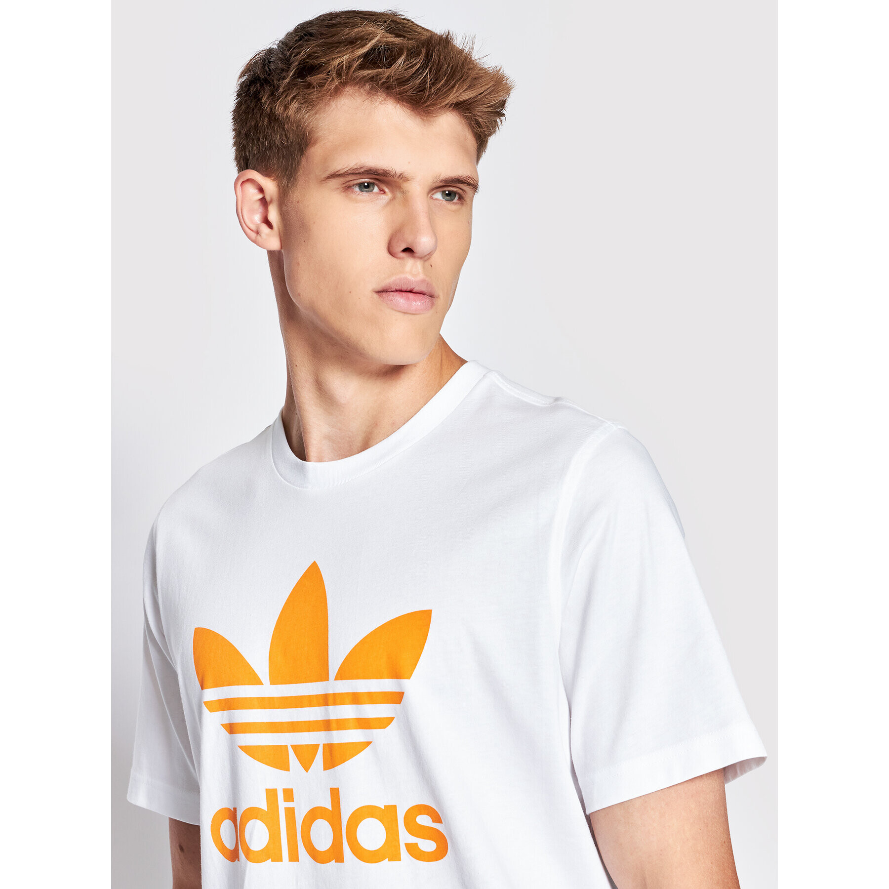 adidas Тишърт adicolor Classics Trefoil HE9510 Бял Regular Fit - Pepit.bg