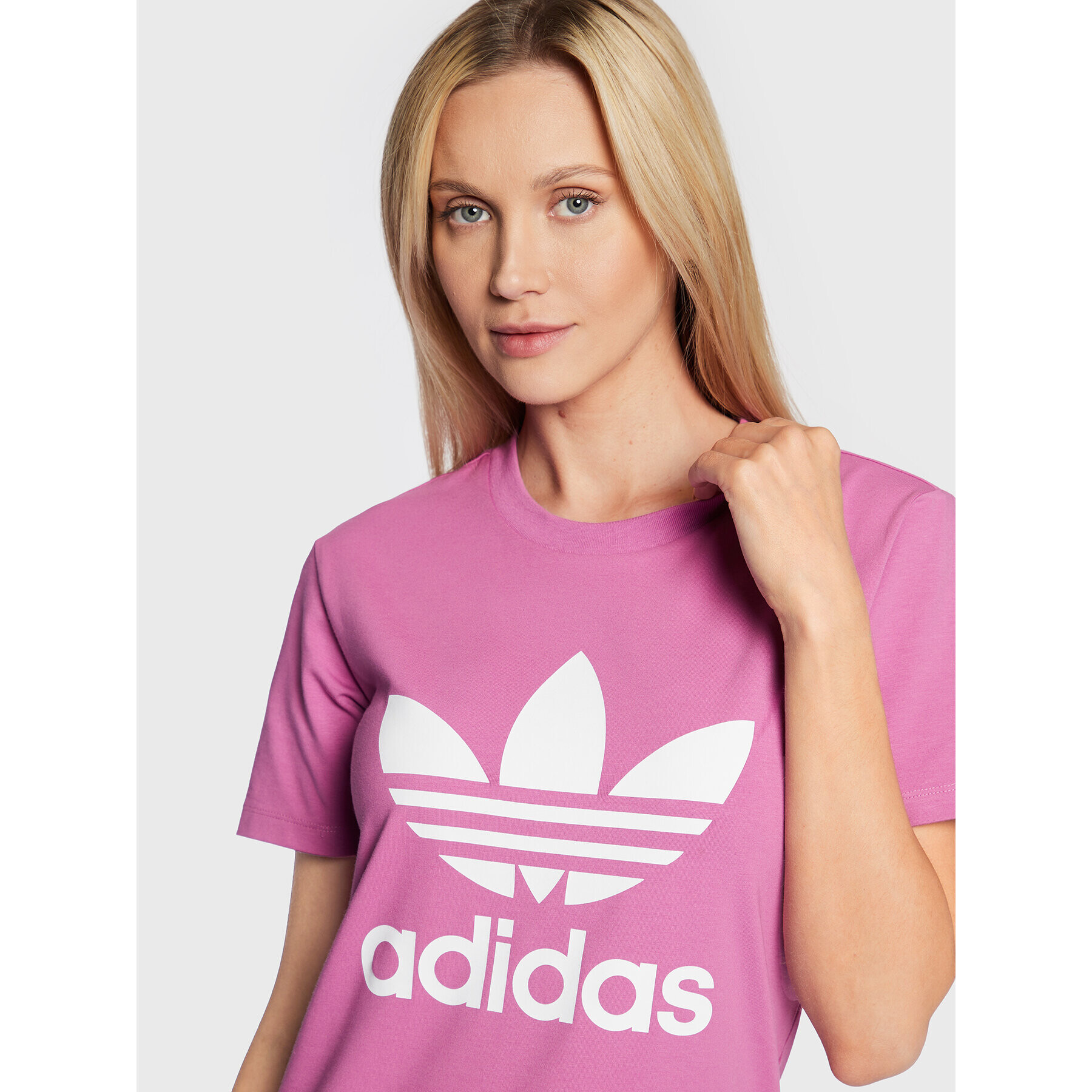 adidas Тишърт adicolor Classics Trefoil HK9640 Розов Regular Fit - Pepit.bg