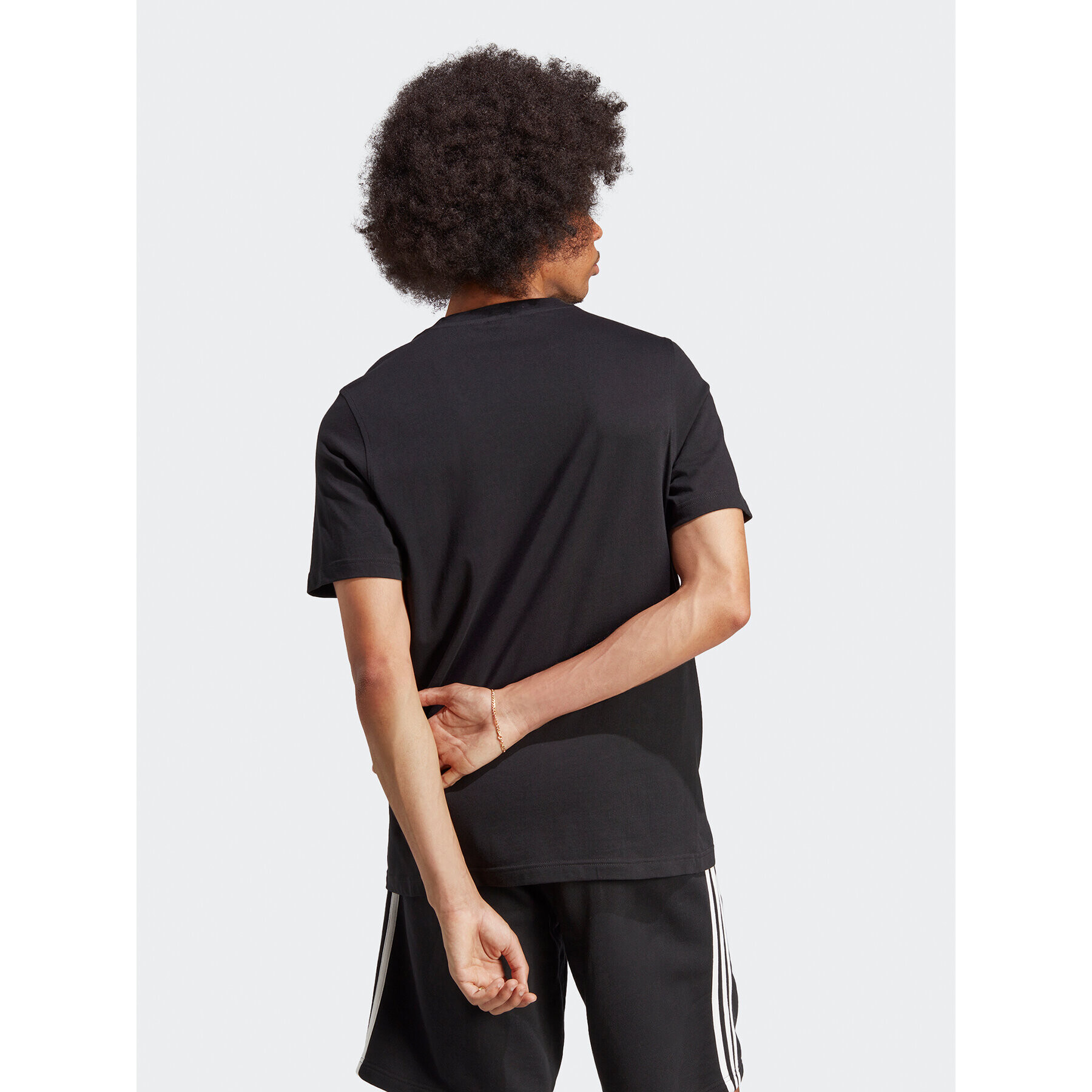 adidas Тишърт Adicolor Classics Trefoil T-Shirt IA4815 Черен Regular Fit - Pepit.bg