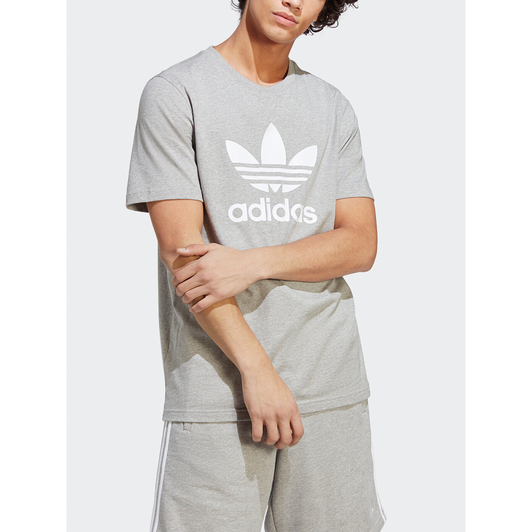 adidas Тишърт Adicolor Classics Trefoil T-Shirt IA4817 Сив Regular Fit - Pepit.bg