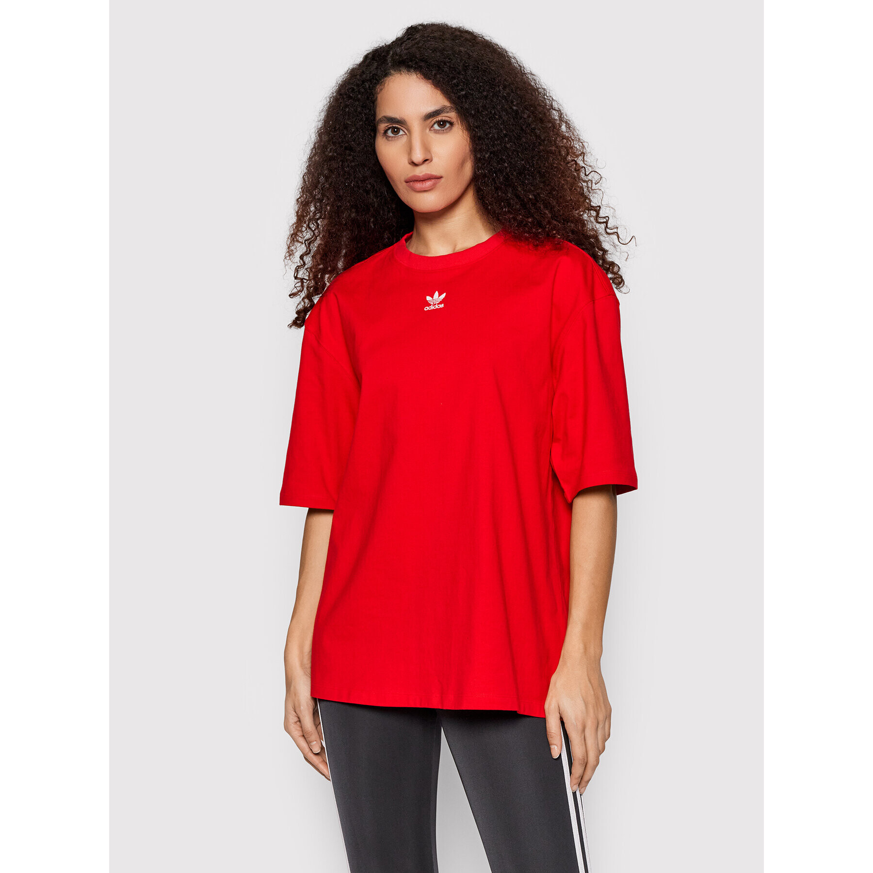 adidas Тишърт adicolor Essentials HF7474 Червен Relaxed Fit - Pepit.bg