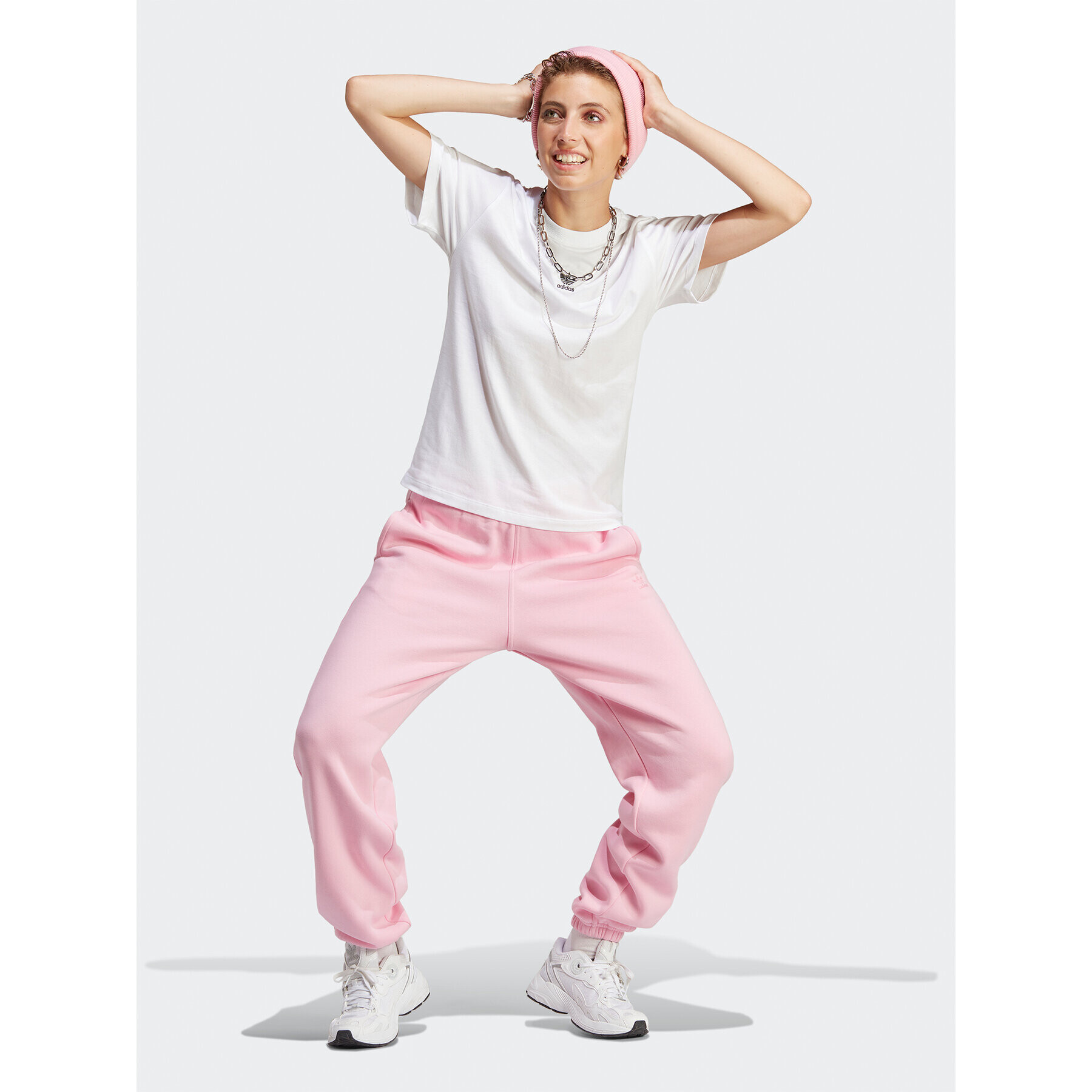 adidas Тишърт Adicolor Essentials Regular T-Shirt IC1831 Бял Regular Fit - Pepit.bg