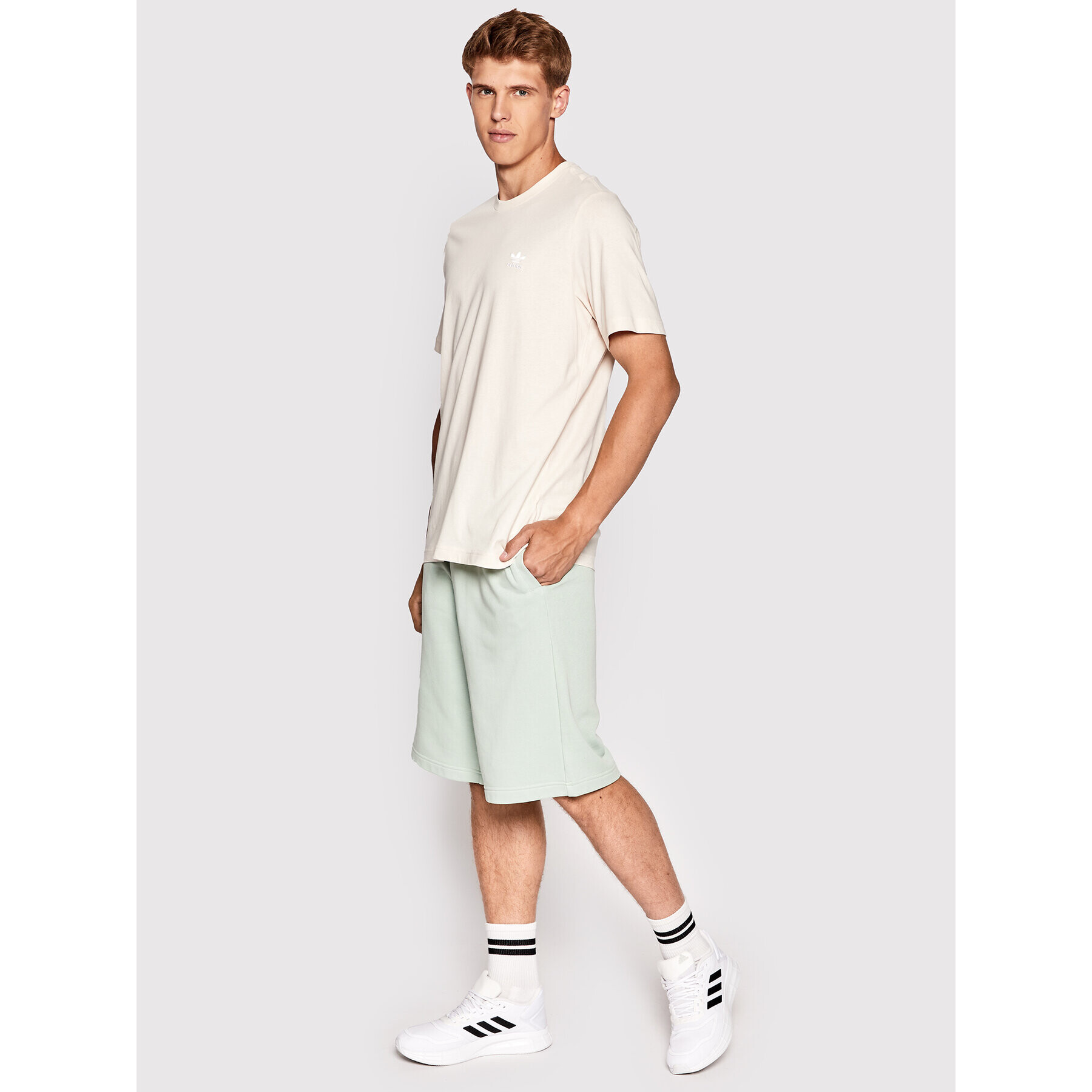adidas Тишърт adicolor Essentials Trefoil HE7194 Бежов Regular Fit - Pepit.bg