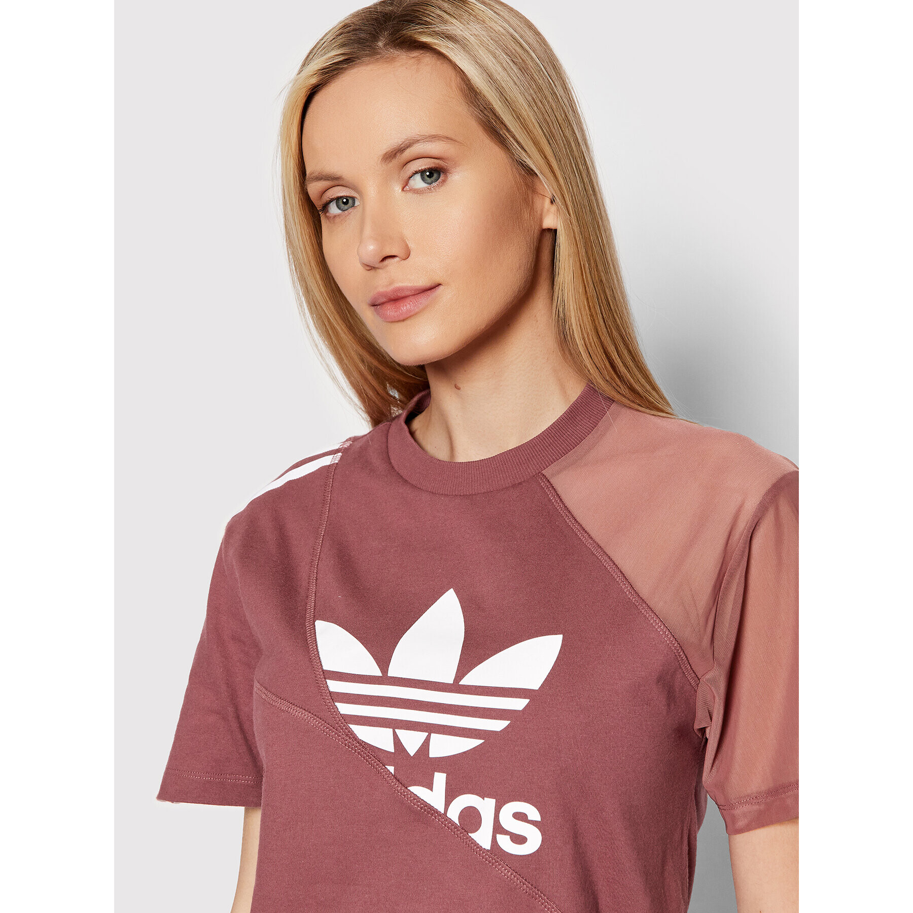 adidas Тишърт adicolor Split Trefoil HC7044 Розов Regular Fit - Pepit.bg