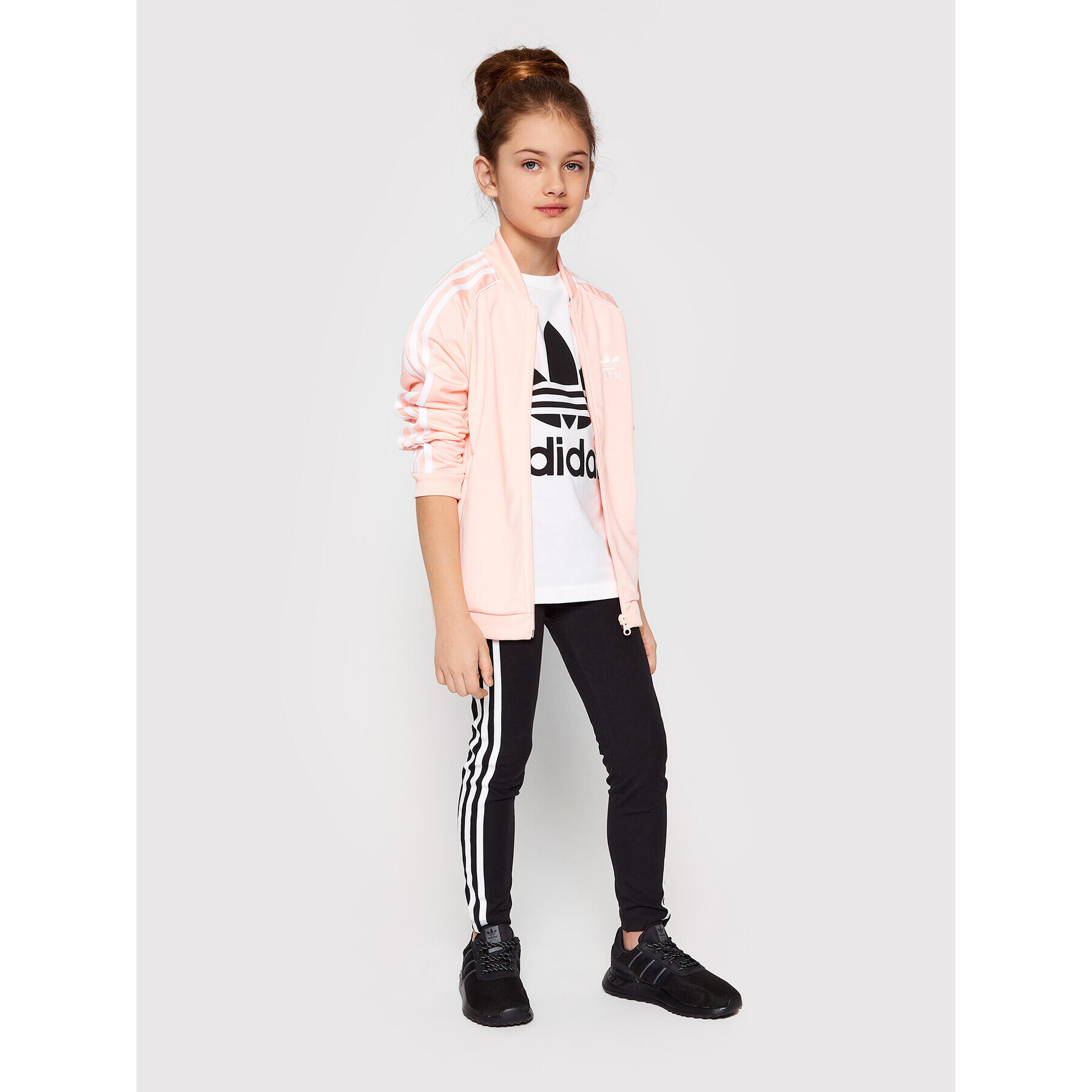 adidas Тишърт adicolor Trefoil H25246 Бял Regular Fit - Pepit.bg