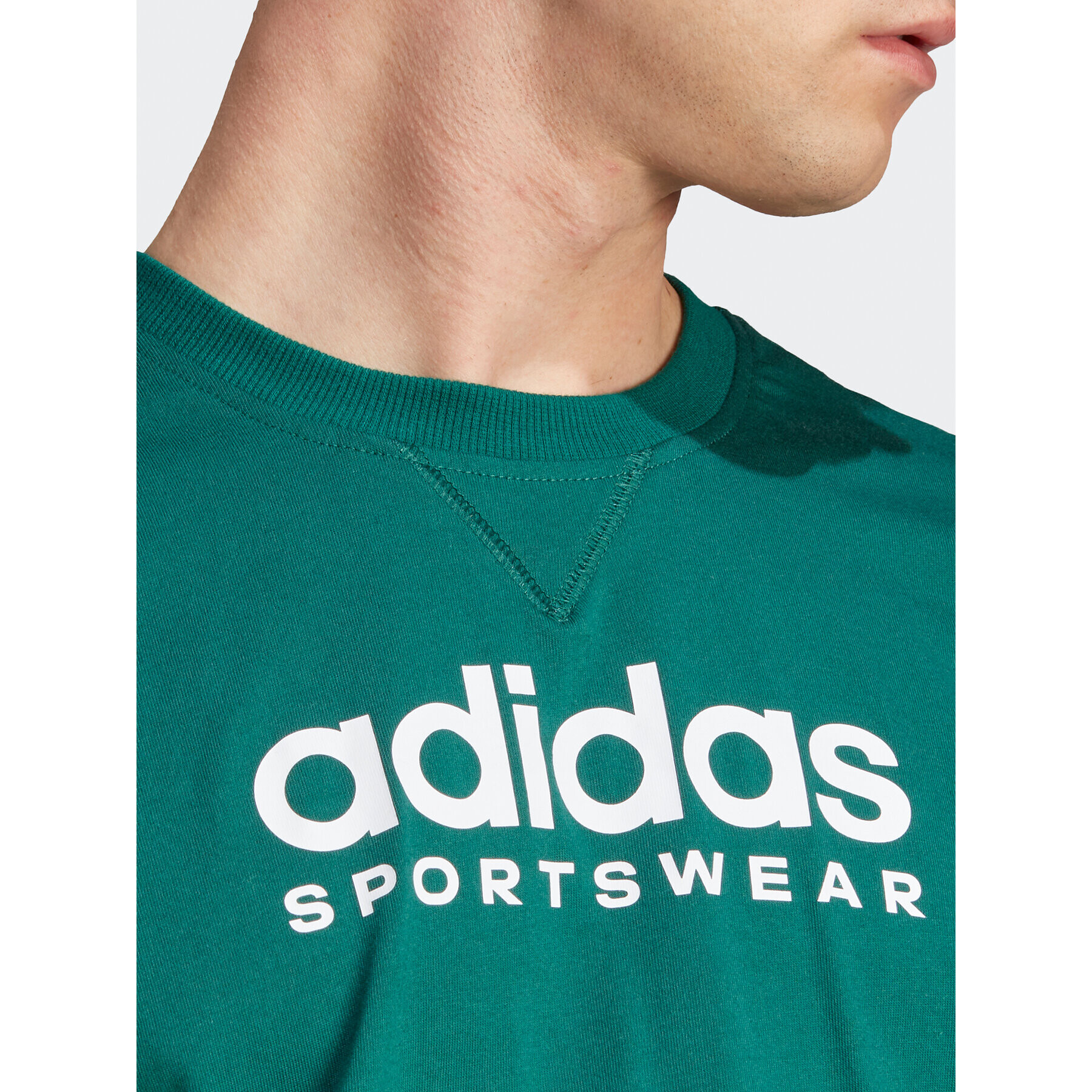 adidas Тишърт All SZN Graphic IJ9434 Зелен Loose Fit - Pepit.bg