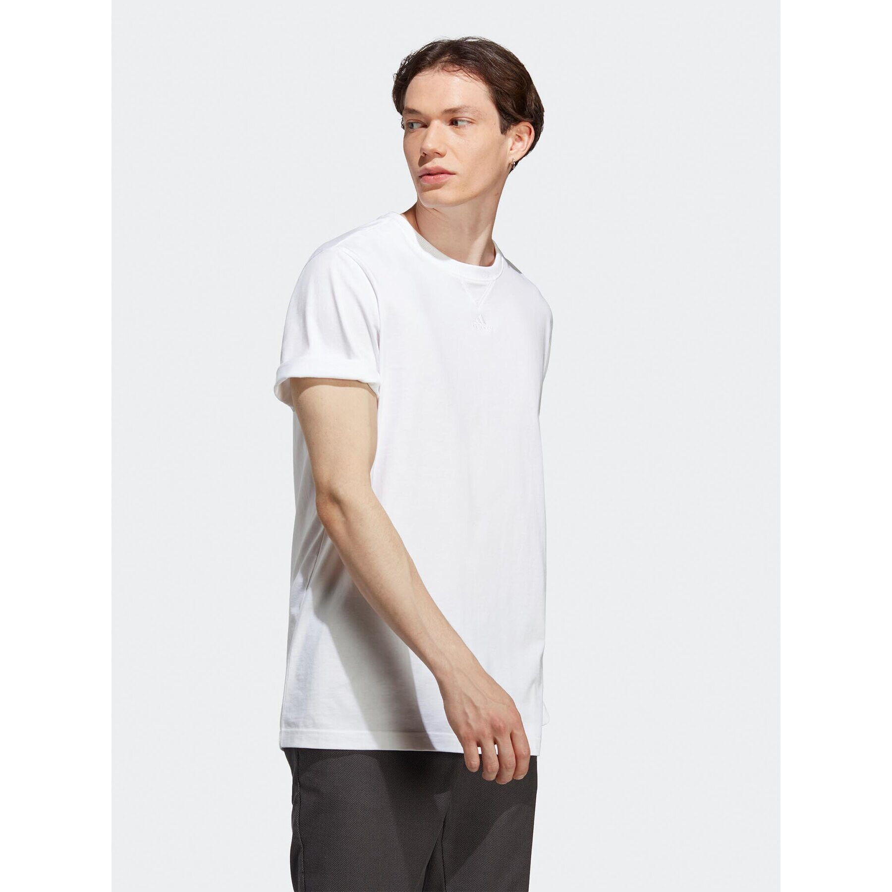 adidas Тишърт ALL SZN IC9788 Бял Loose Fit - Pepit.bg