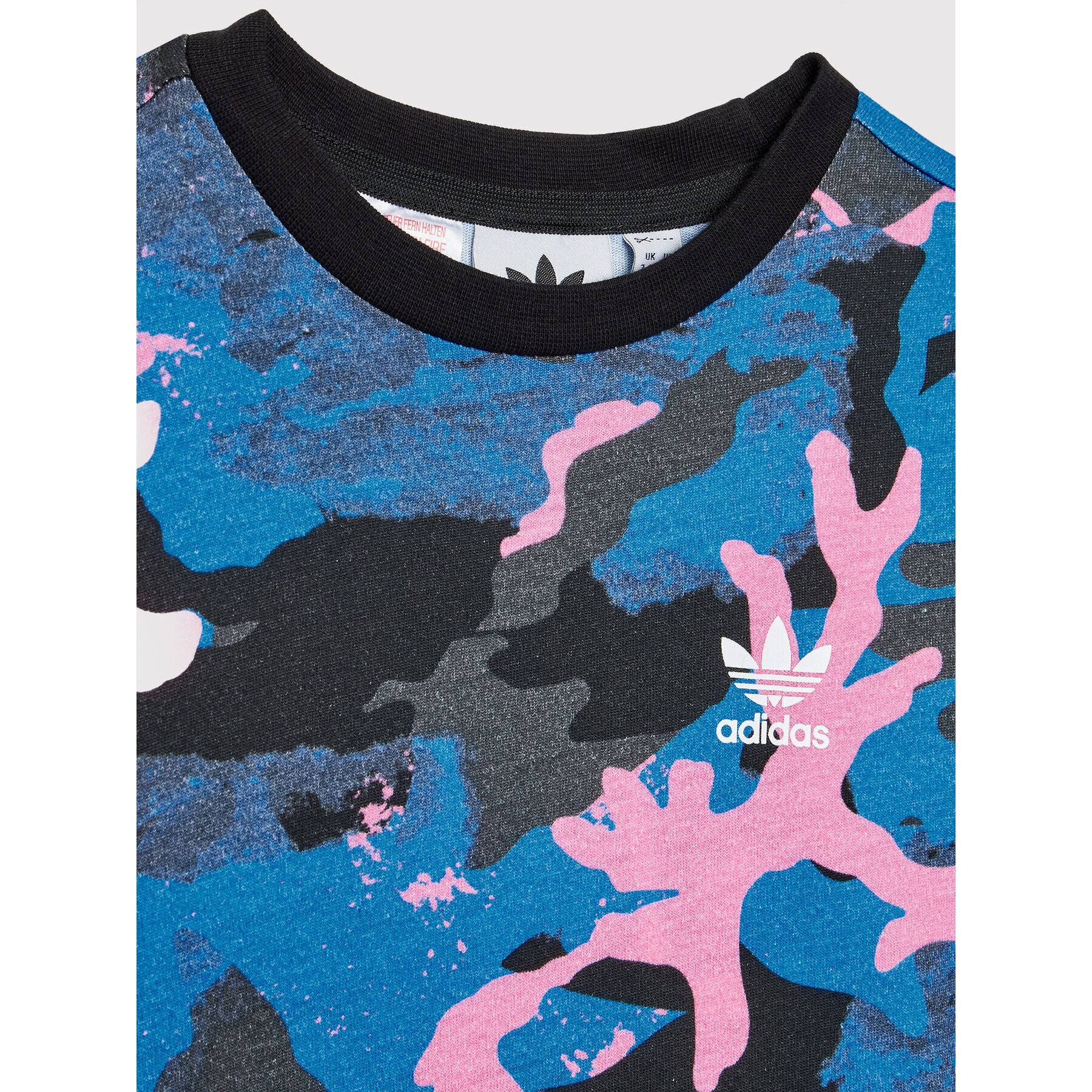 adidas Тишърт Allover Print Camo HK0287 Син Regular Fit - Pepit.bg