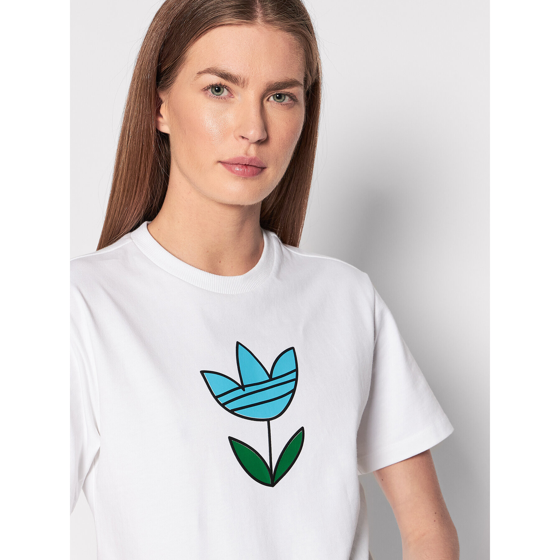 adidas Тишърт Always Original Graphic HF2027 Бял Regular Fit - Pepit.bg
