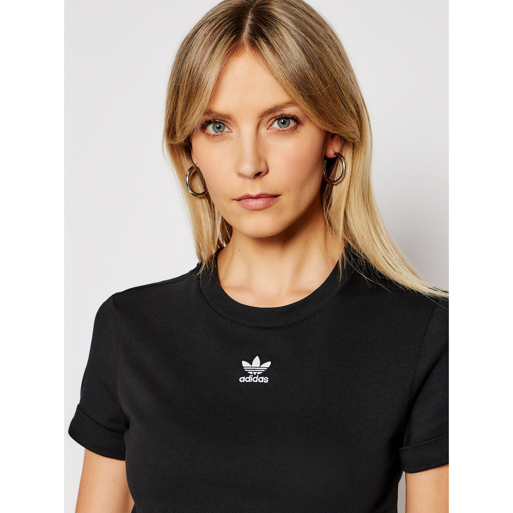 adidas Тишърт Crop Top GN2802 Черен Regular Fit - Pepit.bg