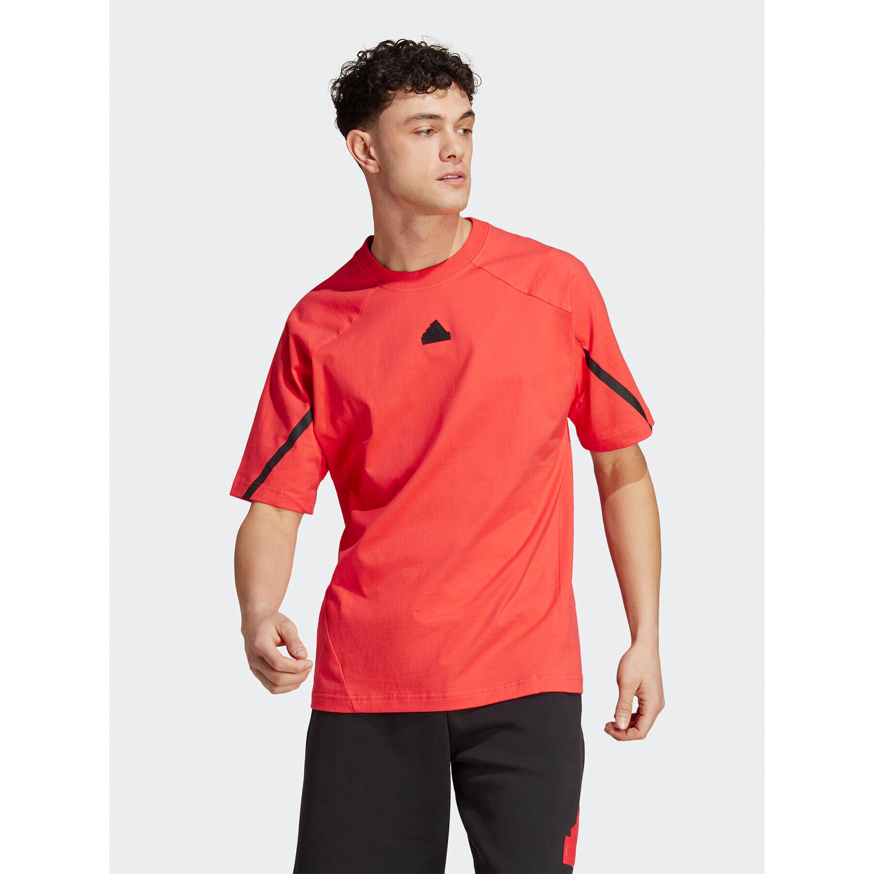 adidas Тишърт Designed 4 Gameday T-Shirt IC8022 Червен Regular Fit - Pepit.bg