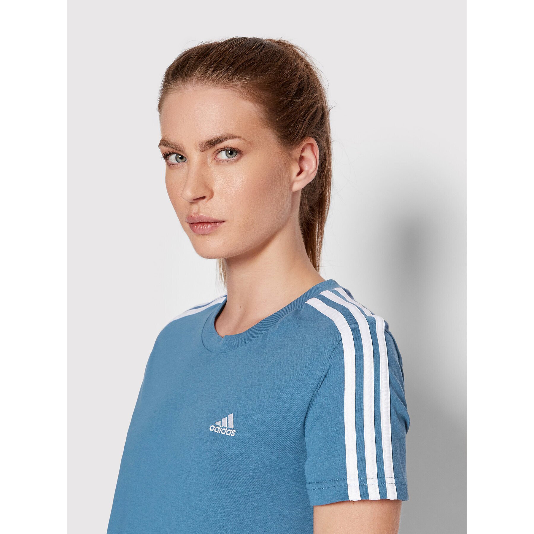 adidas Тишърт Essentials 3-Stripes HF7238 Син Slim Fit - Pepit.bg