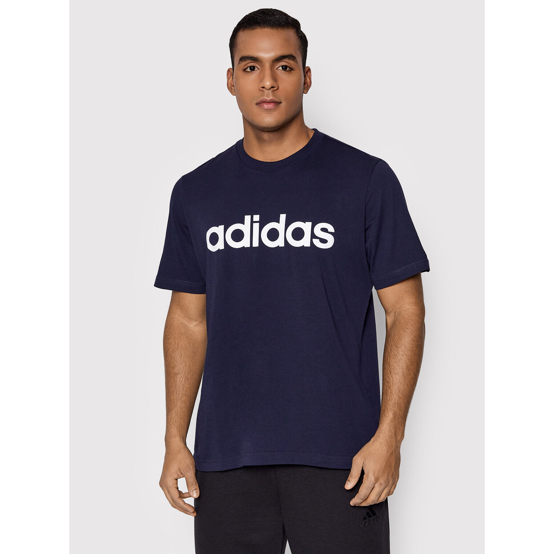 adidas Тишърт Essentials Embroidered Linear Logo GL0062 Тъмносин Regular Fit - Pepit.bg