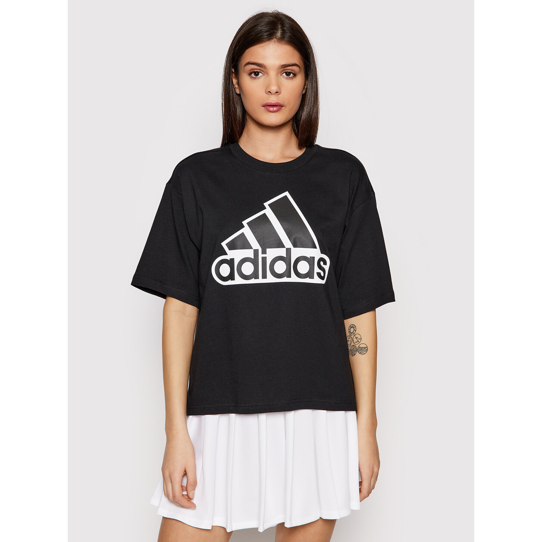 adidas Тишърт Essentials Logo HC9189 Черен Loose Fit - Pepit.bg