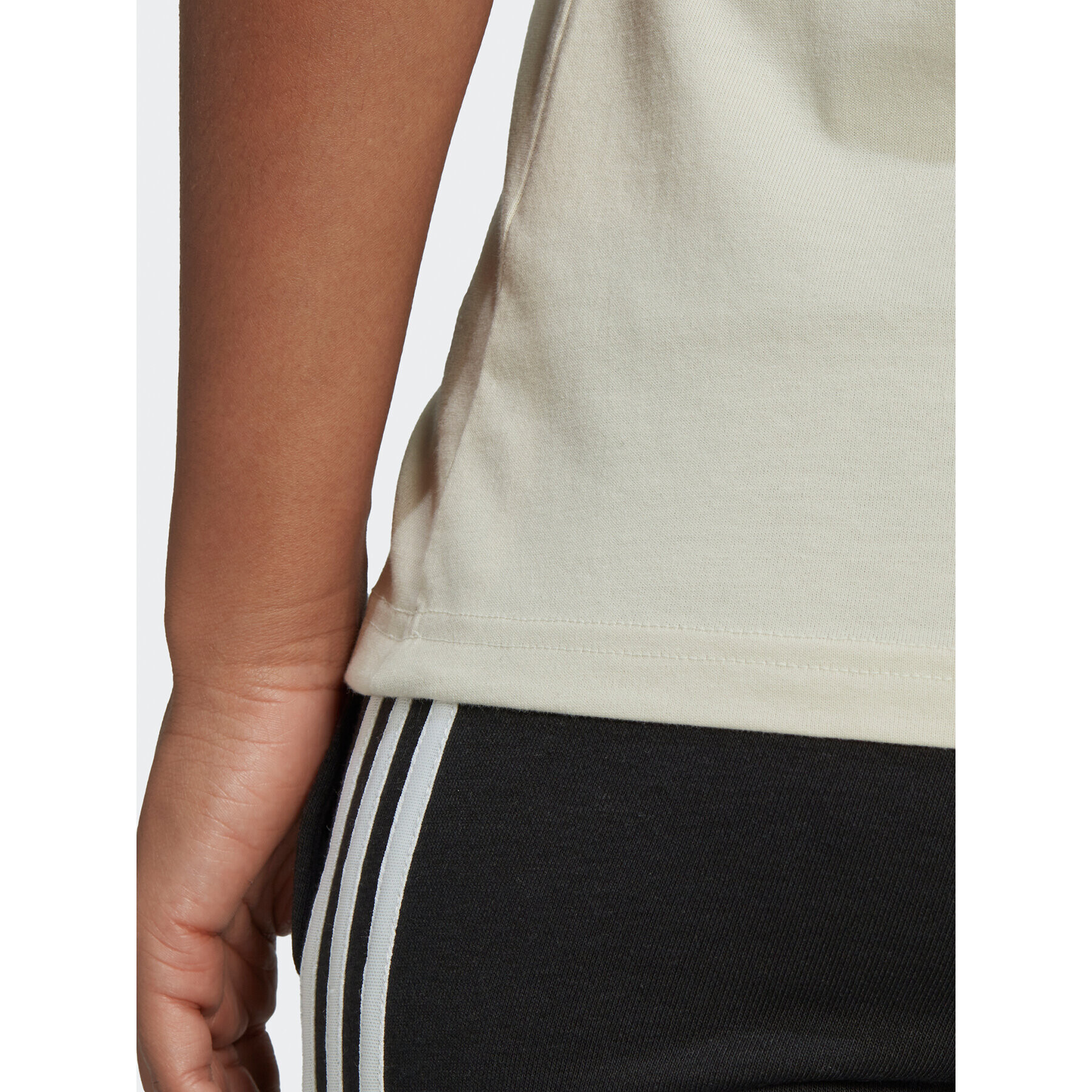 adidas Тишърт Essentials Logo HL2032 Бежов Regular Fit - Pepit.bg