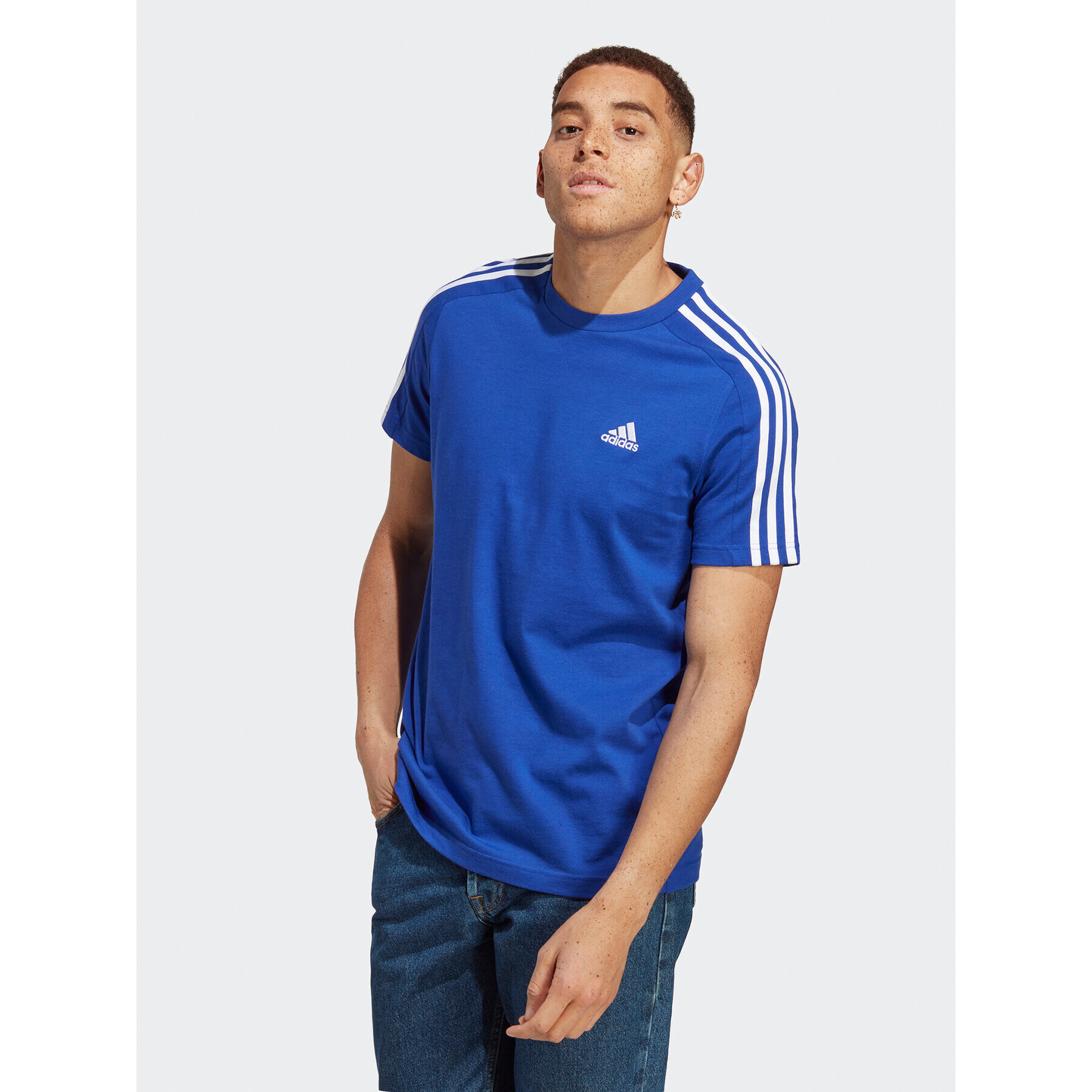 adidas Тишърт Essentials Single Jersey 3-Stripes T-Shirt IC9338 Син Regular Fit - Pepit.bg